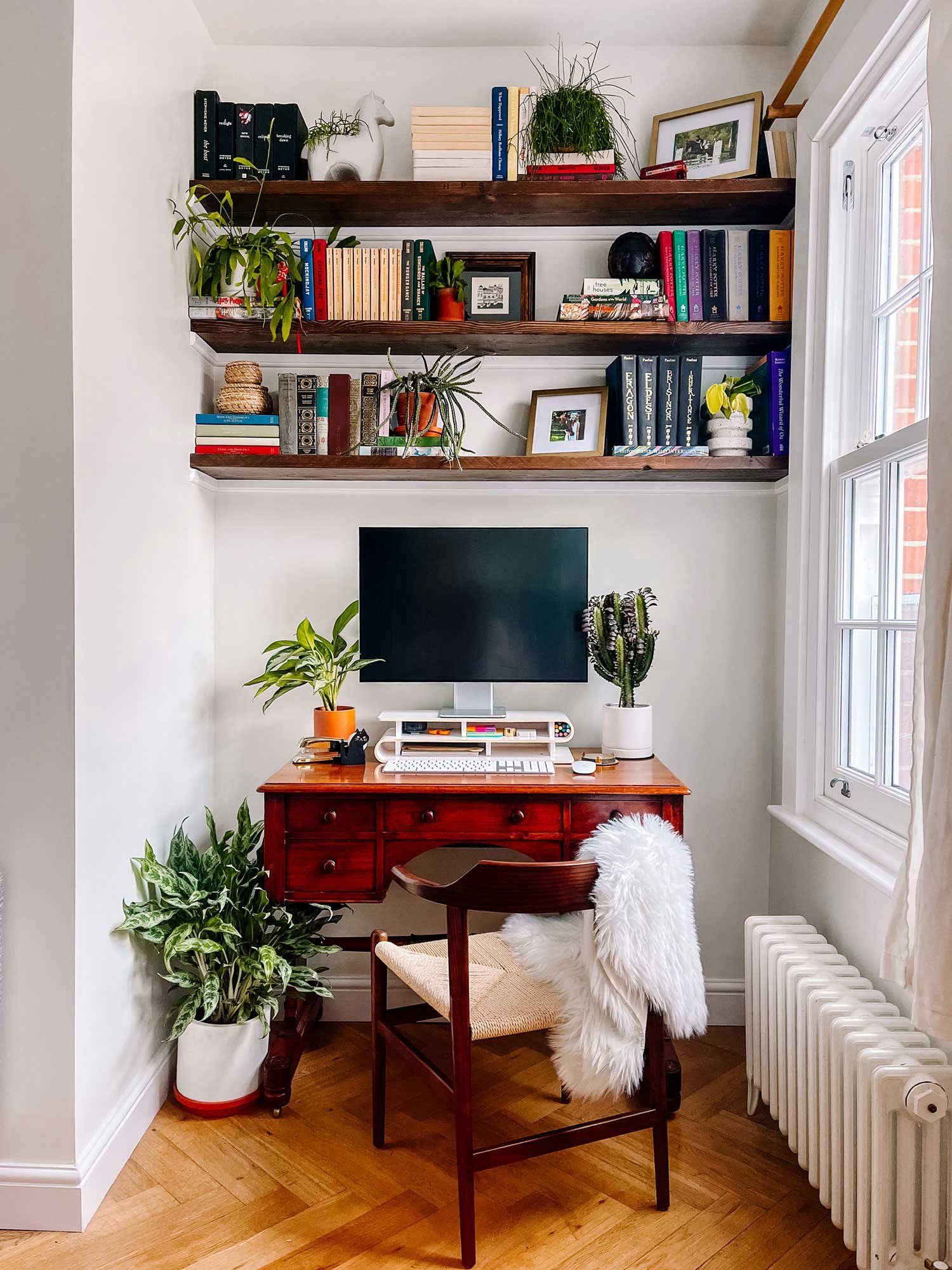 Style My Small Home Office Nook With