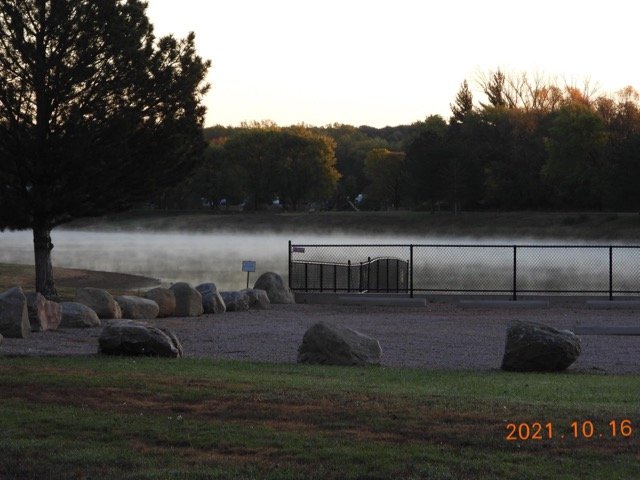 DSCN5395 Pond at Little Sioux Park.jpg