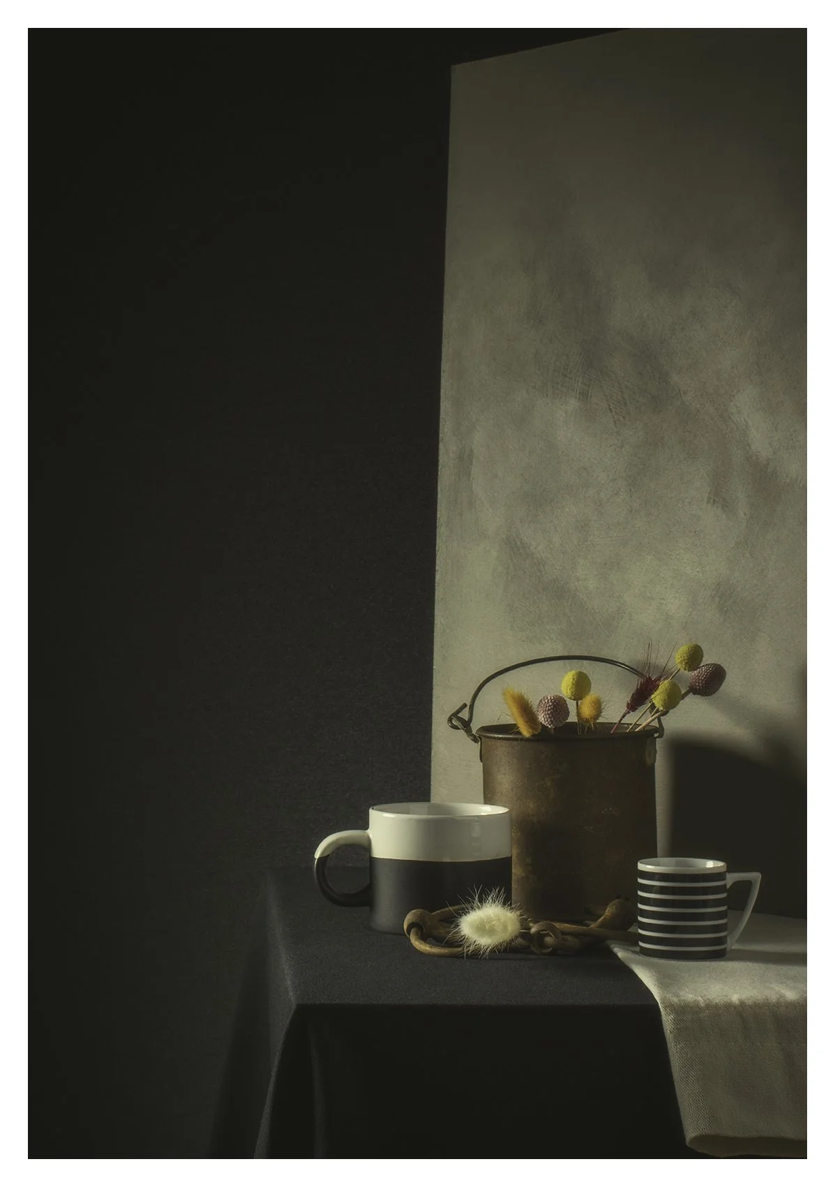 within the range of vision_outside the canvas_website.jpg