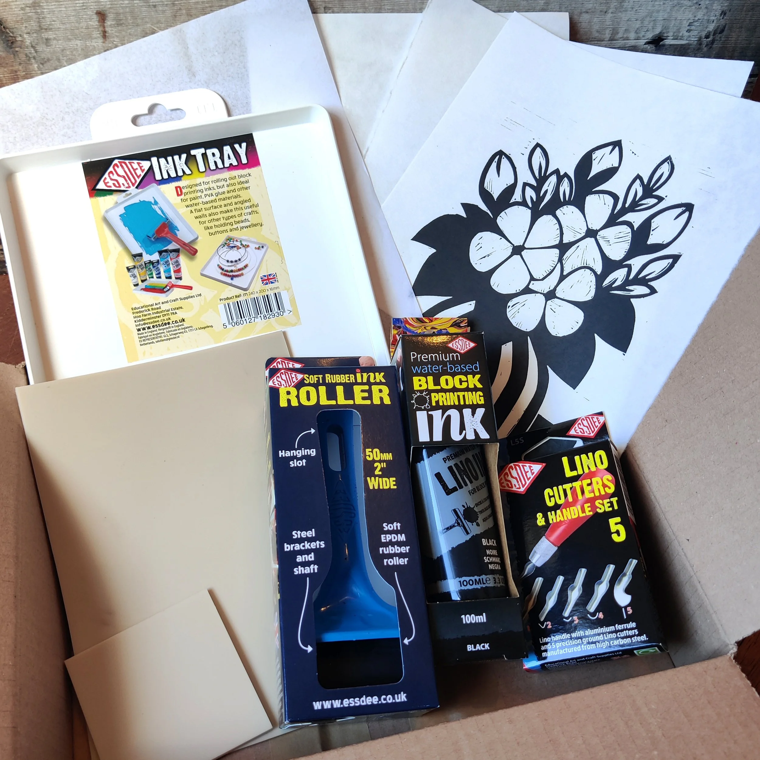 what's inside your linocut kit.jpg