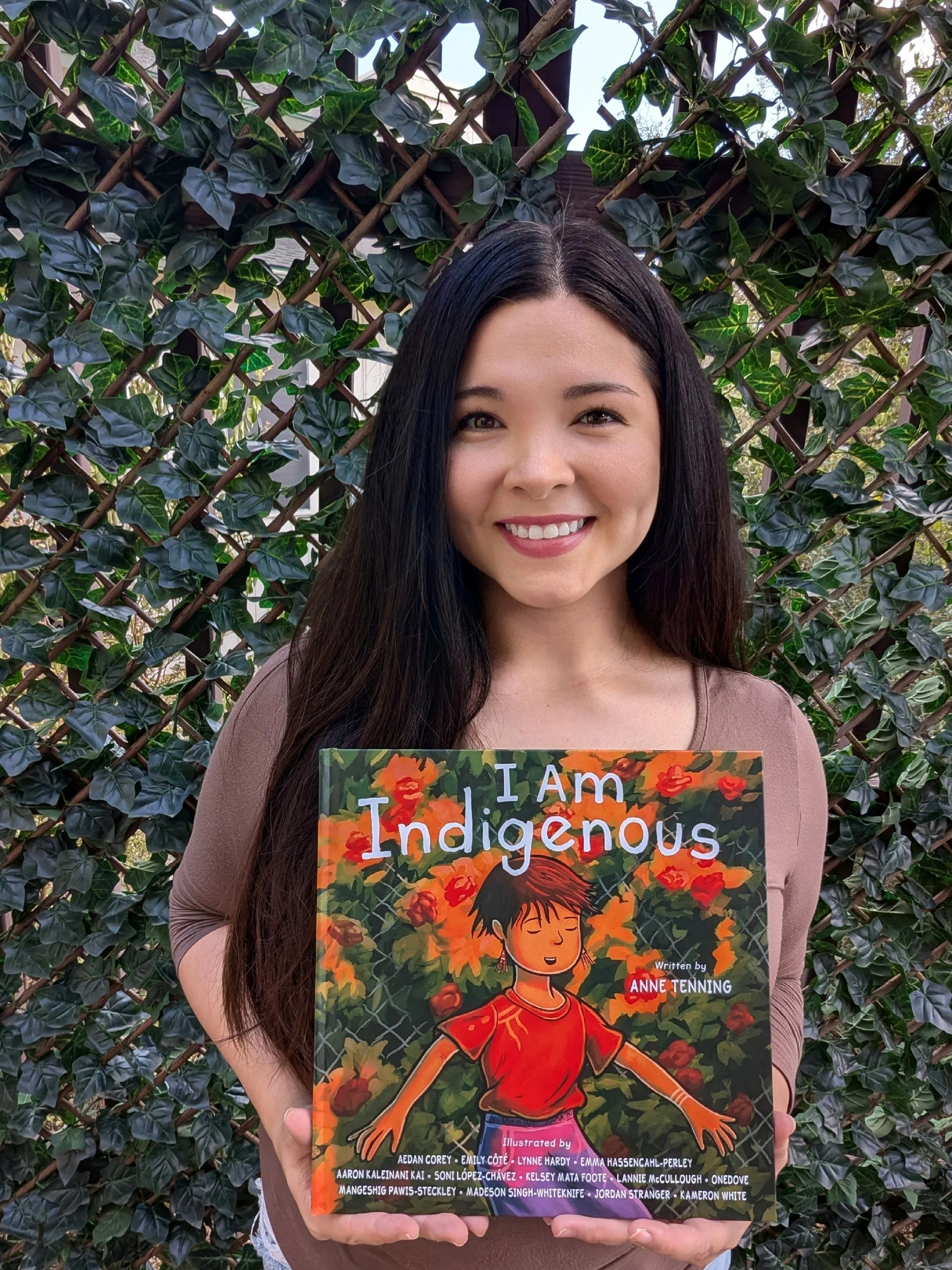 Hi~! I&rsquo;ve got a fun announcement you might&rsquo;ve seen on my story!

I am beyond delighted to be one of the illustrators featured in Anne Tenning&rsquo;s I Am Indigenous! To be released September 15.

It is a beautiful collaboration between o