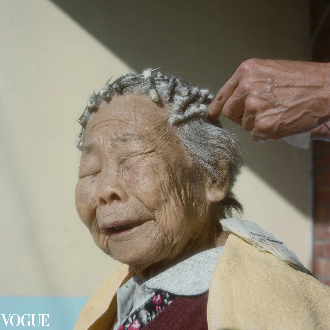 yi-chen-lee-vogue-paris-photographer-documentary-portrait-grandmother-taiwan.jpg
