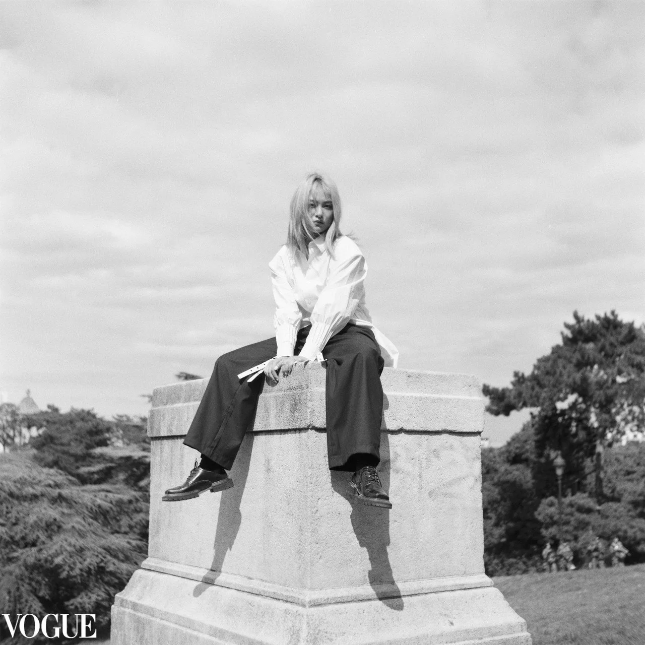 yi-chen-lee-vogue-paris-photographer-fashion-editorial-film.jpg