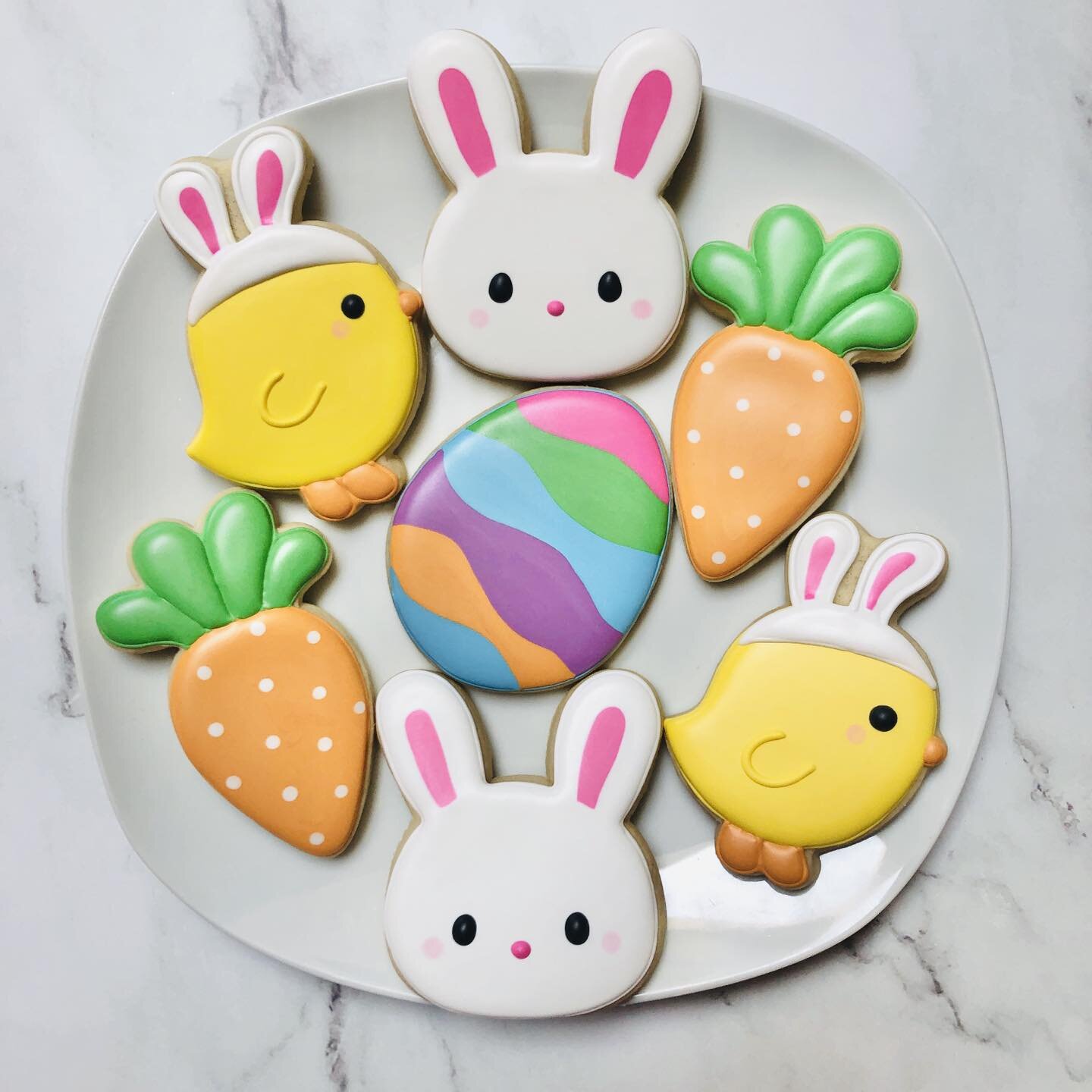 Easter cookies! 🩷🥕🐰🐤🥚
.
.
.
. 
#eastercookies #easter #bunnycookies #springcookies #carrotcookies #royalicing #royalicingcookies #decoratedsugarcookies #customcookies #sugarart #sugarcraft #edibleart #cookieart #instabake #instasweet #sugarcooki