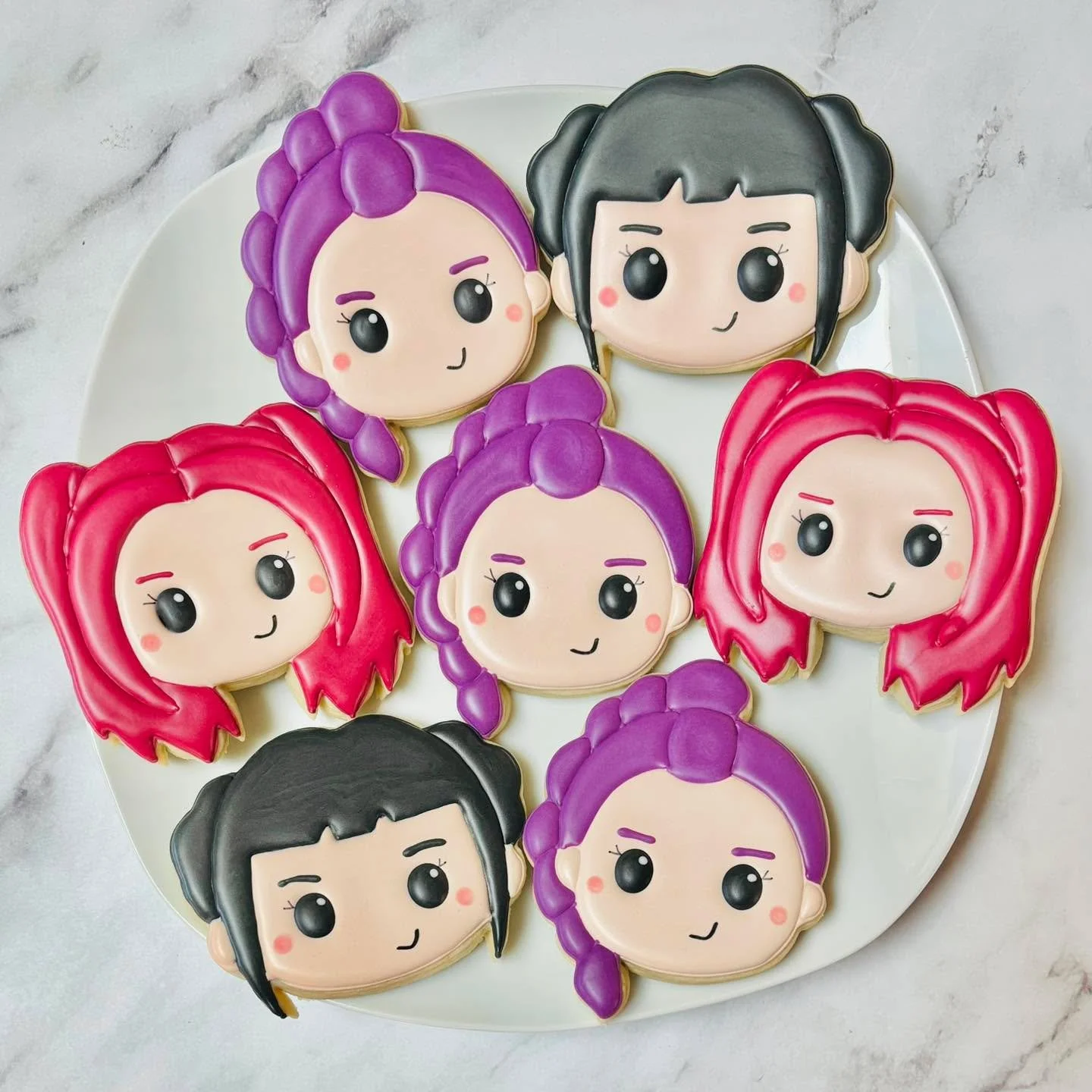 Cookies for a birthday celebration! π
.
.
.
. 
#kpop #kpopdemonhunters #huntrix #kpopcookies #happybirthday #happybirthdaycookies #birthdaycookies #birthdaytreats #birthdaypartyfavors #partyfavors #momsofinstagram #cookiefavors #royalicing #royalici