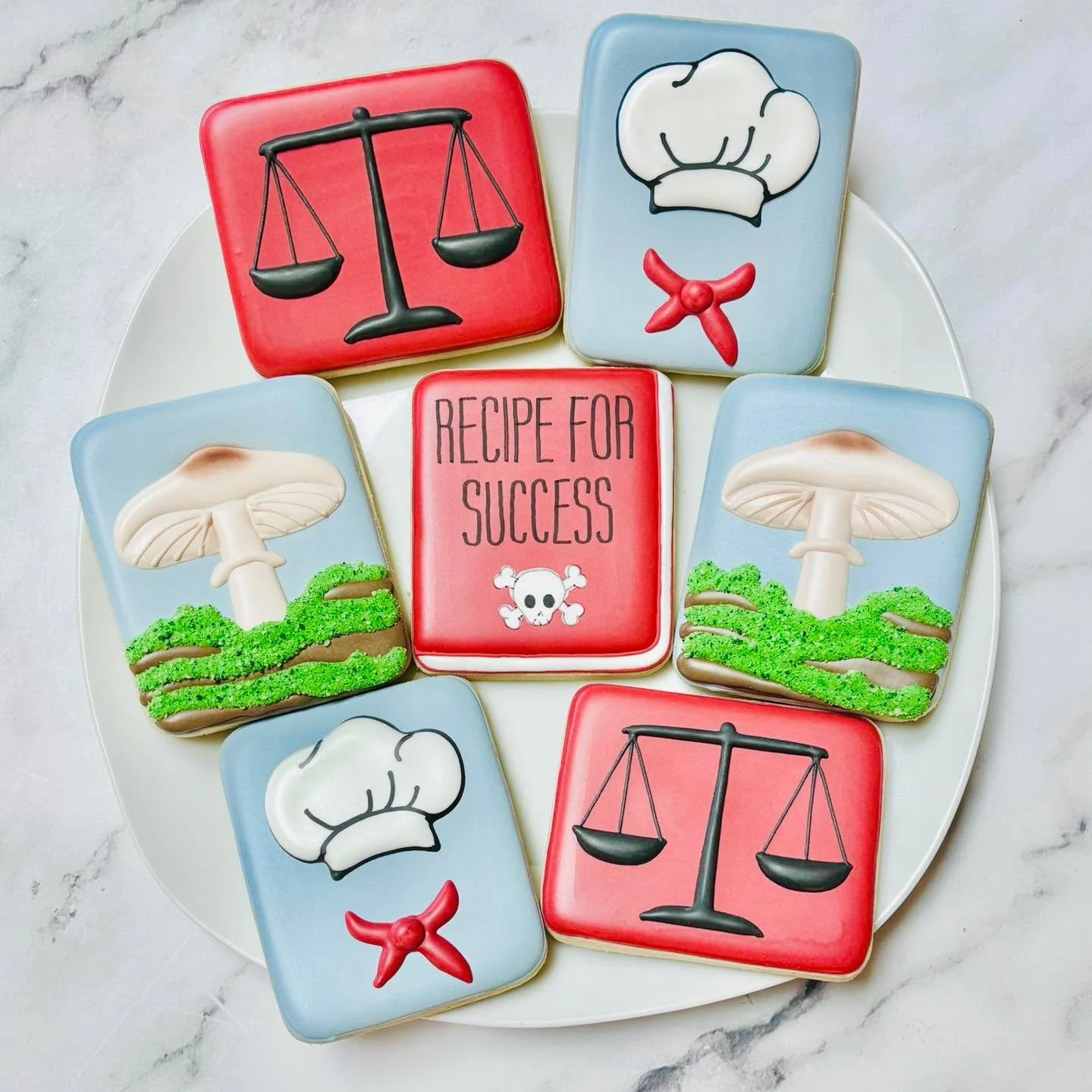 Cookies to celebrate the start of this year&rsquo;s Mock Trial season! 🎉🍄&zwj;🟫🧑&zwj;🍳☠️
.
.
.
. 
#mocktrial #sccba #spartyup #mocktrialmvhs #recipeforsuccess #poisonmushroom #lawyersofinsta #attorneysofinstagram #royalicing #royalicingcookies #