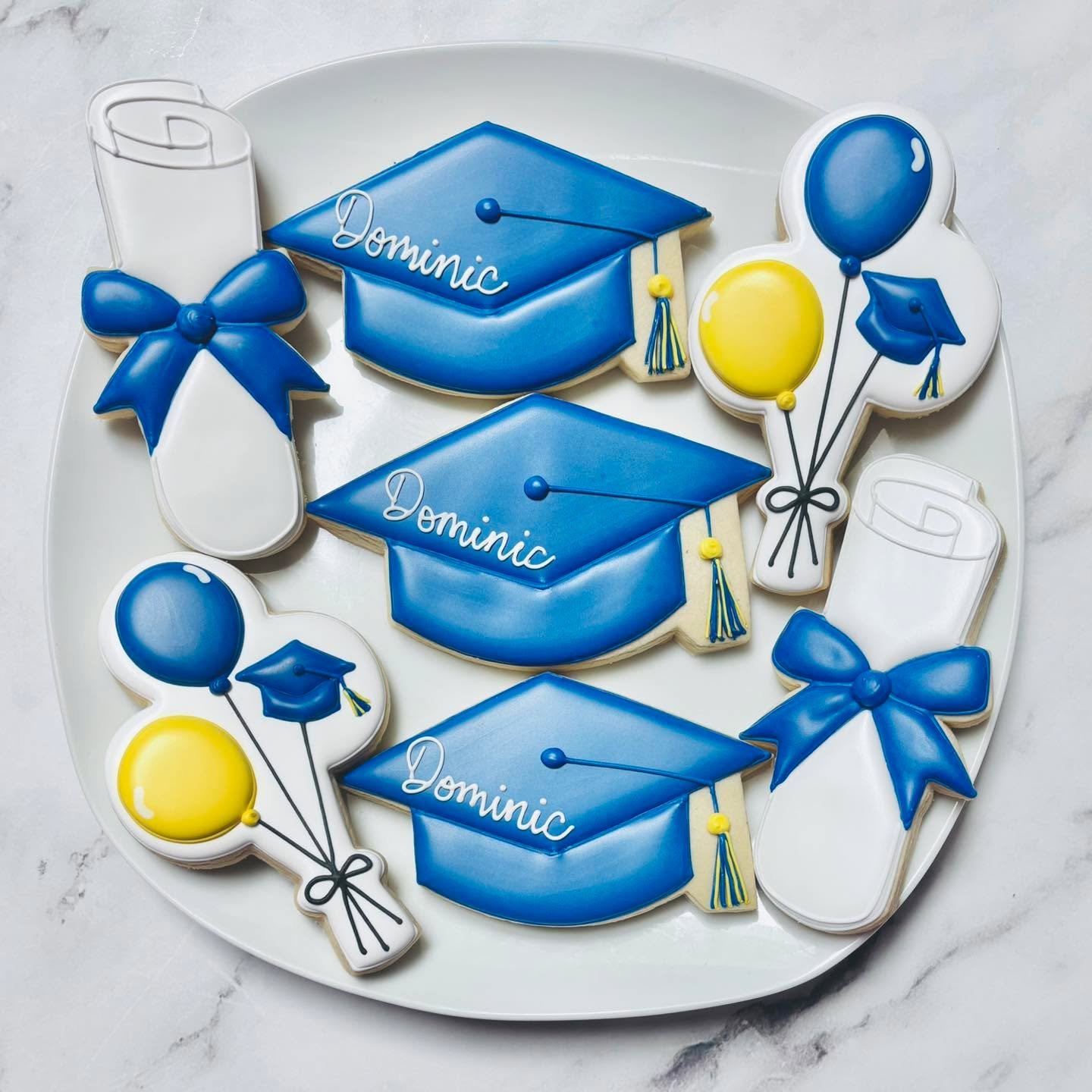 Wrapping up graduation season with this set. Congrats to the class of 2026! 🎉
.
.
.
.
#graduationcookies #royalicing #classof2026 #royalicingcookies #cookiefavors #decoratedsugarcookies #customcookies #lovesweets #sugarart #sugarcraft #edibleart #co