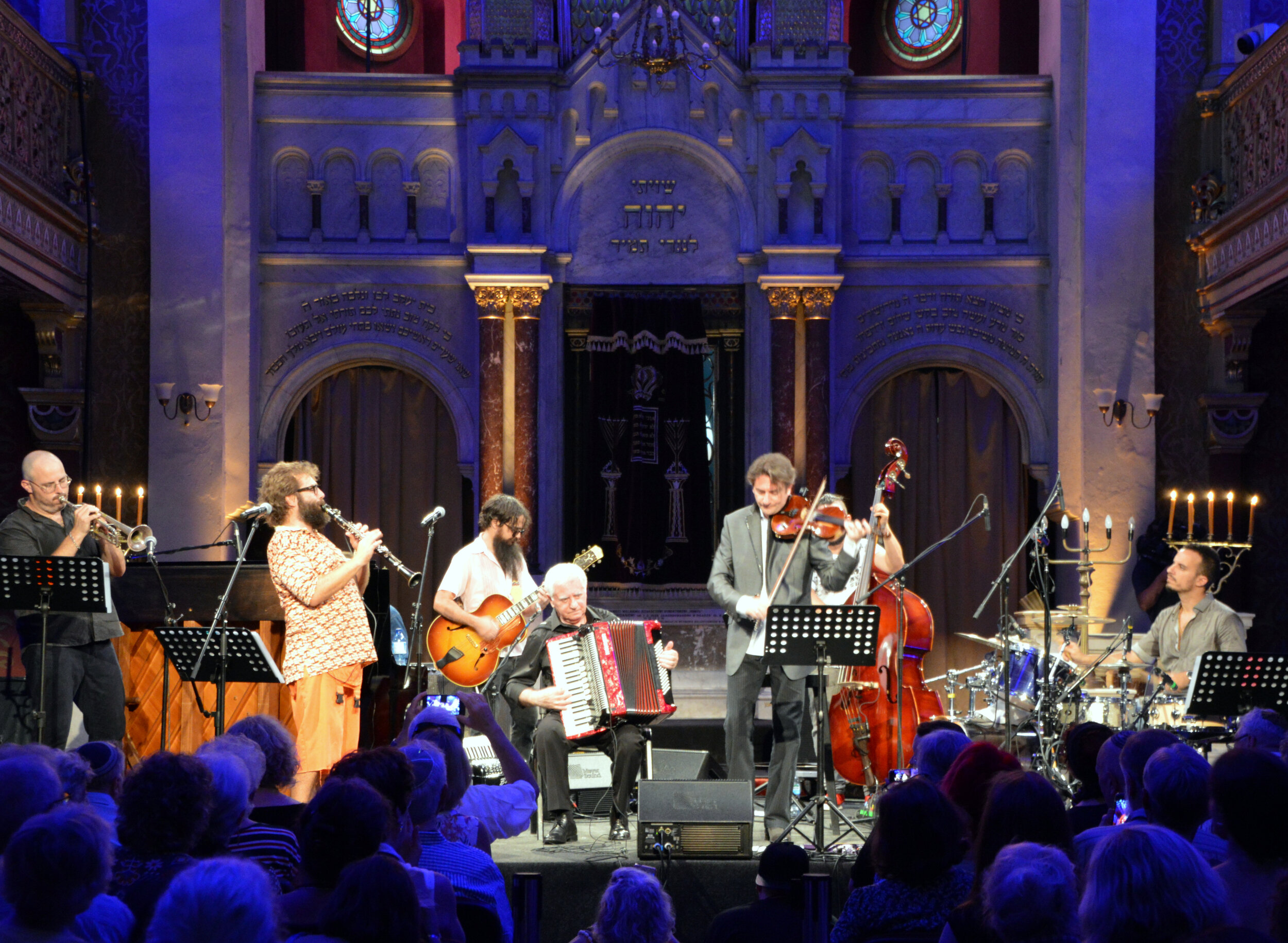 Emil Kroiter and The Trance-Moldavian Express performing at the Tempel Synagogue in Kraków, Poland. Photo — Shai Afsai