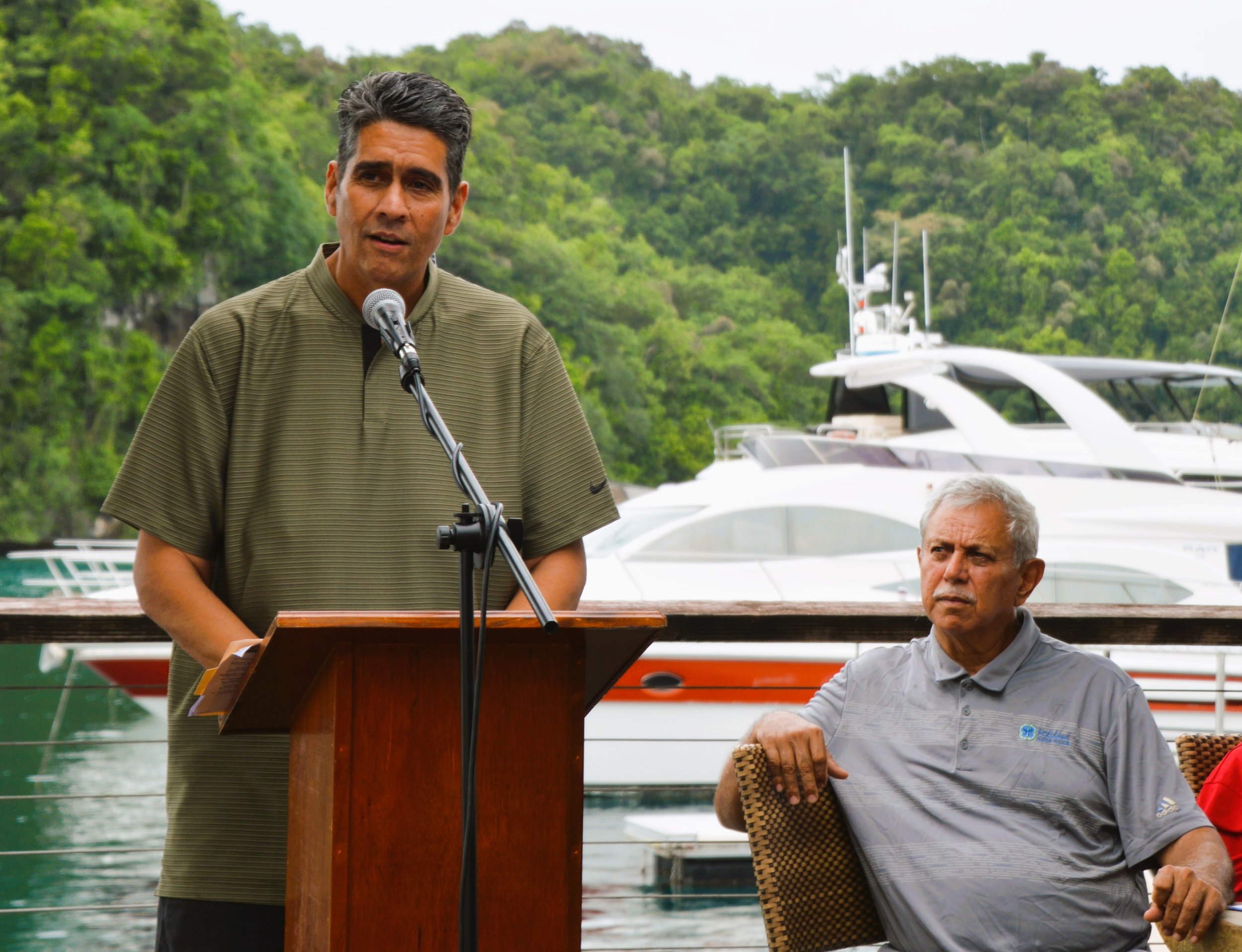 Surangel Whipps Jr., President of the Republic of Palau (left), and Alan Seid, Honorary Consul of the State of Israel in the Republic of Palau (right). Photo — Shai Afsai