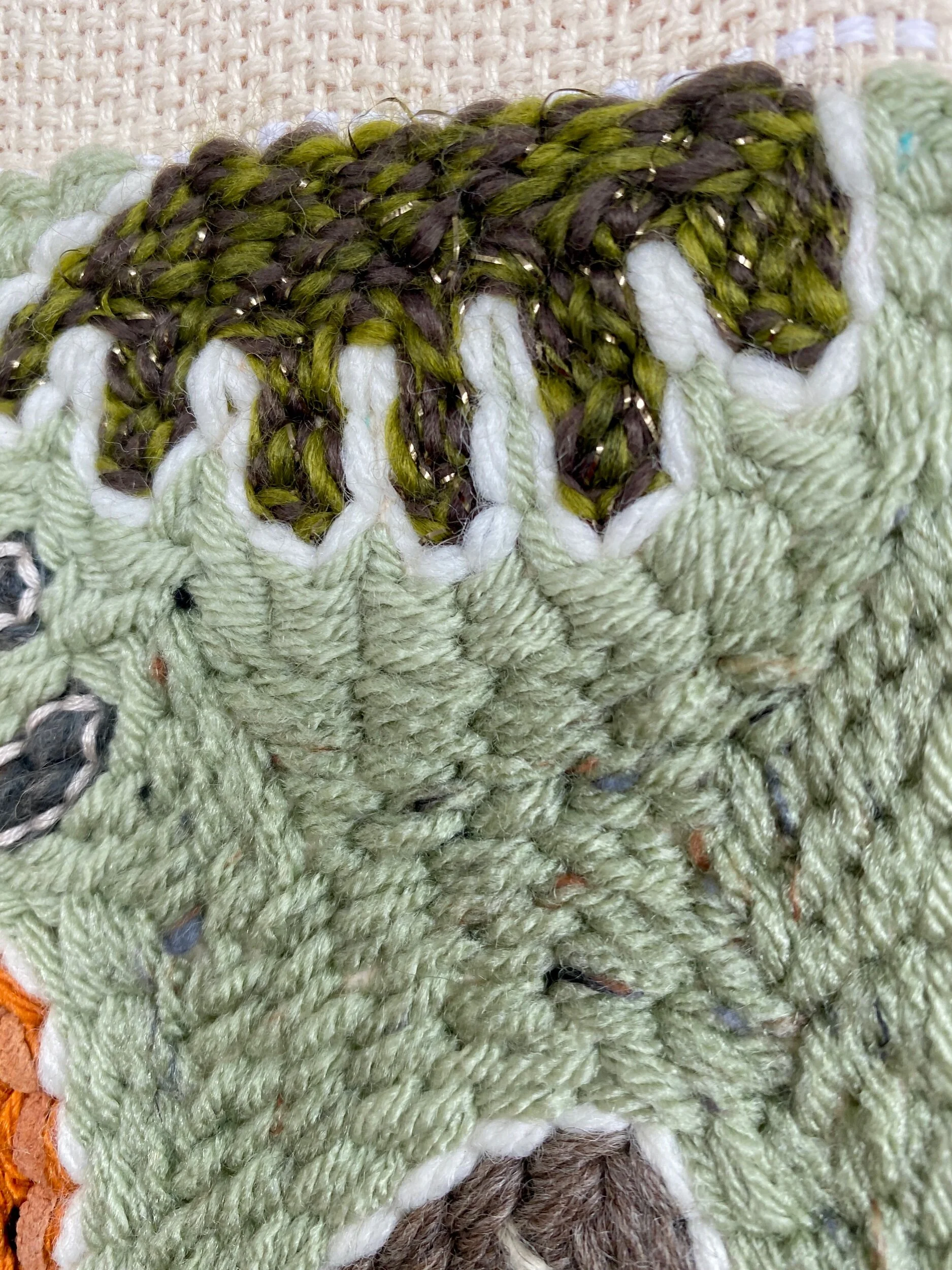 EE03FA8F-5FAE-4000-8B8D-BD5707ADED3F