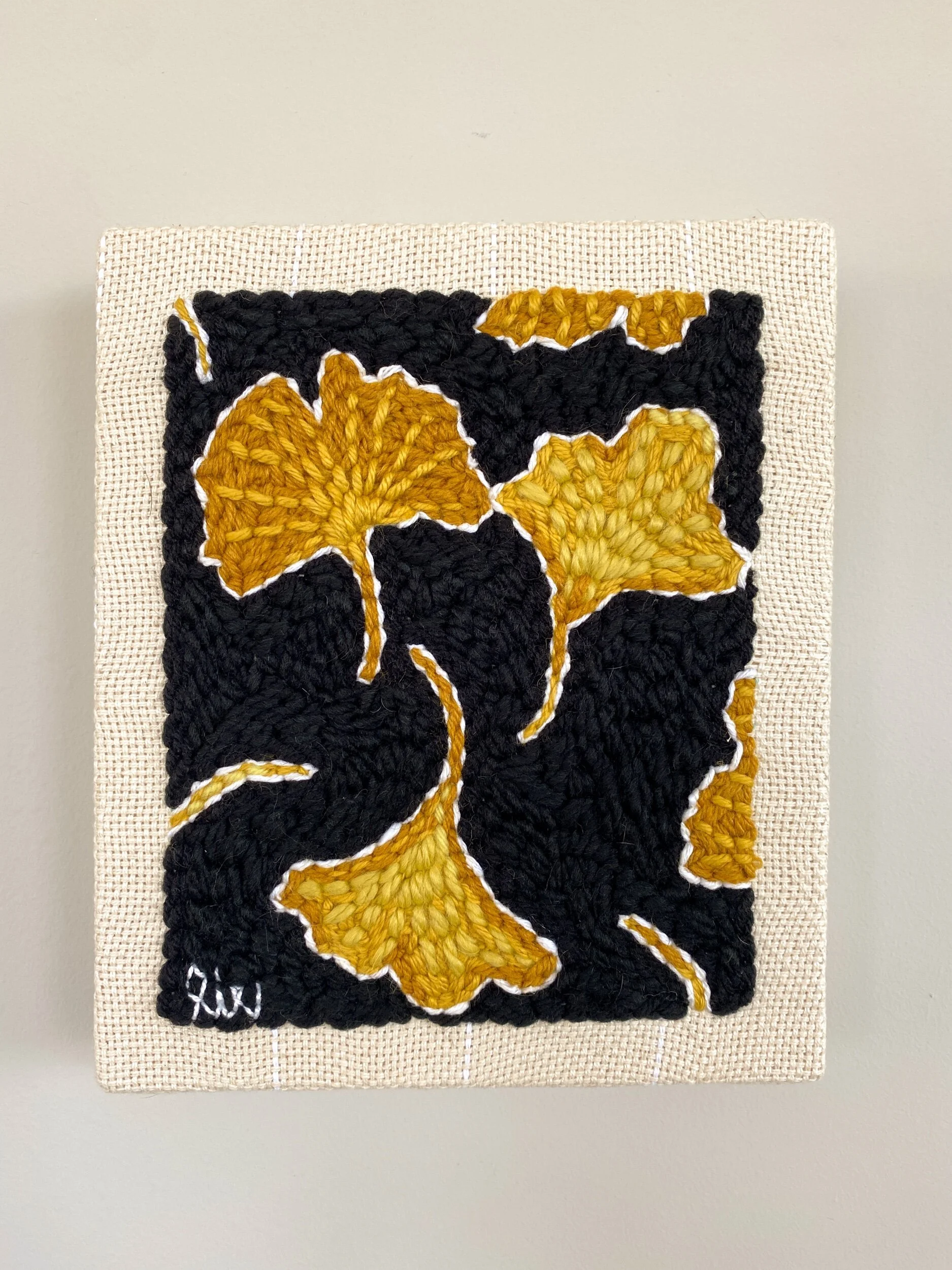 4225A8B5-713D-441F-ACA4-4BA8EF8639CC