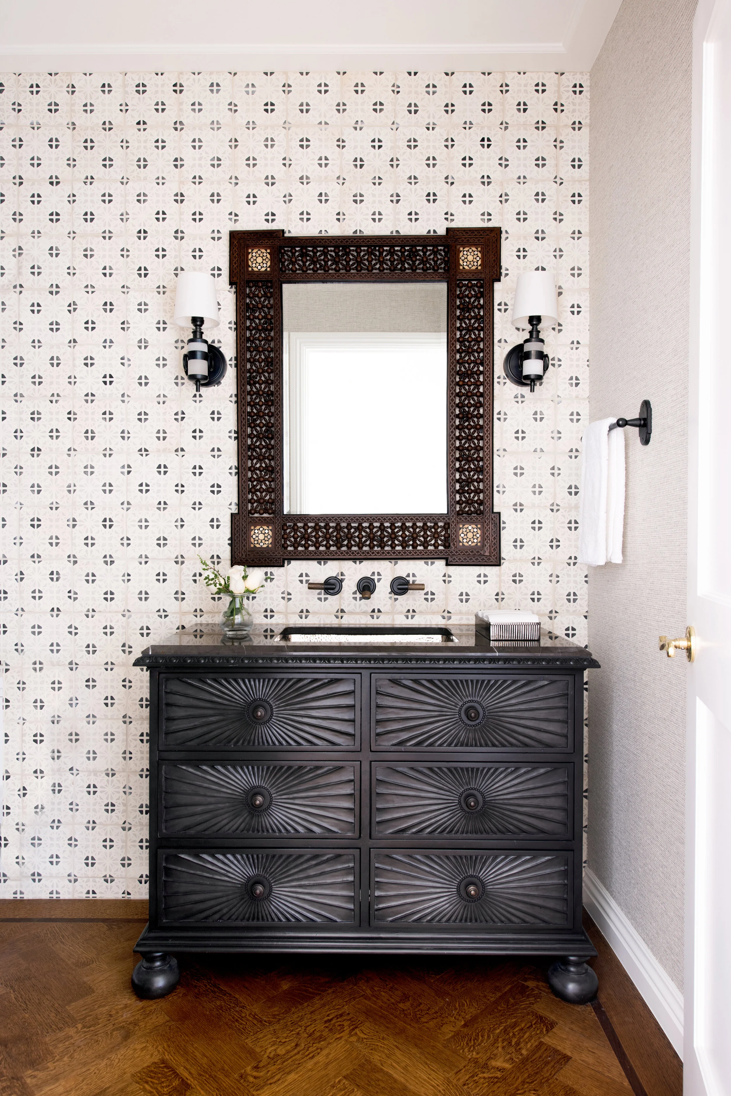 NormanDesignGroup_Cozen Transitional smaller_001.jpg