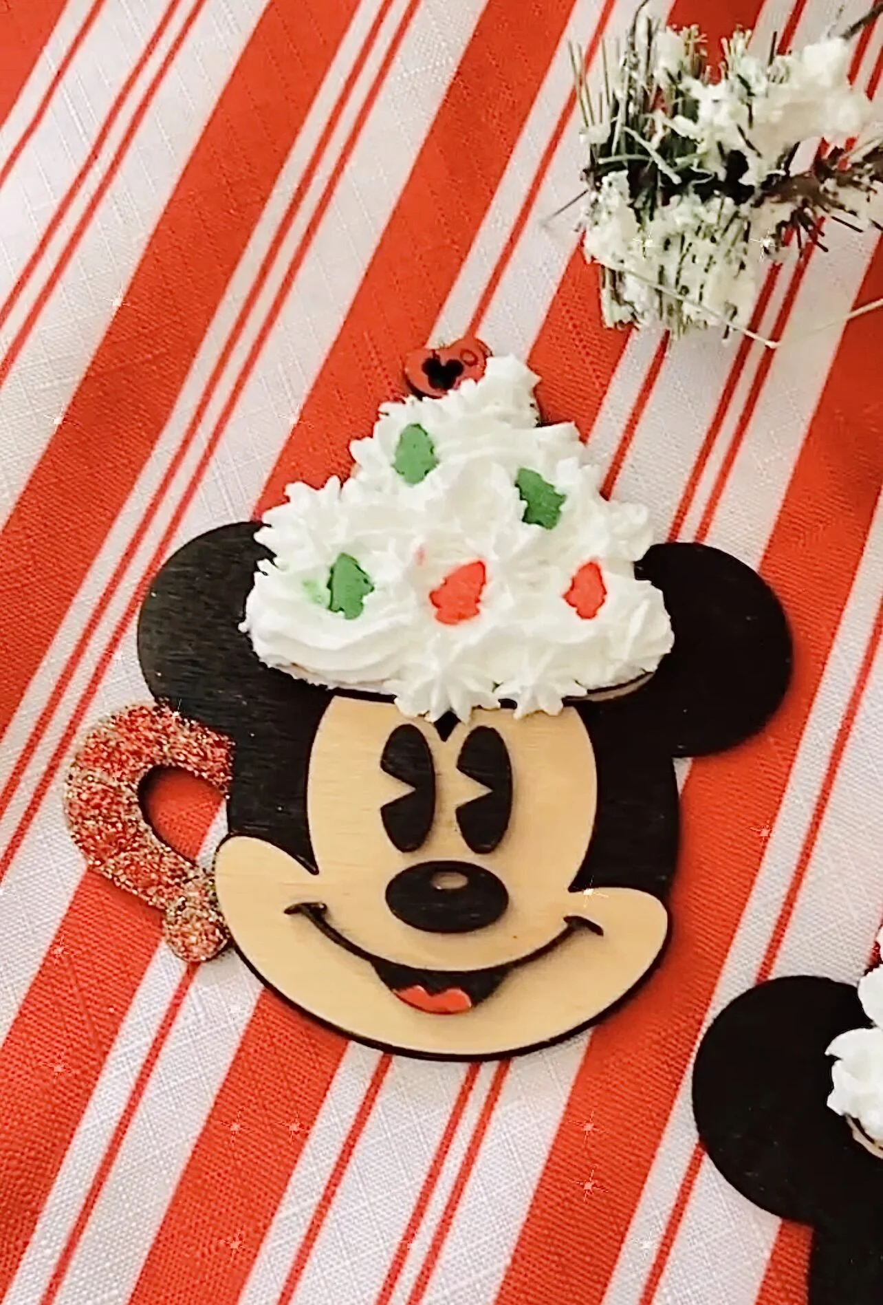 C93D5FE9-2520-419E-9163-31B2E26DB930