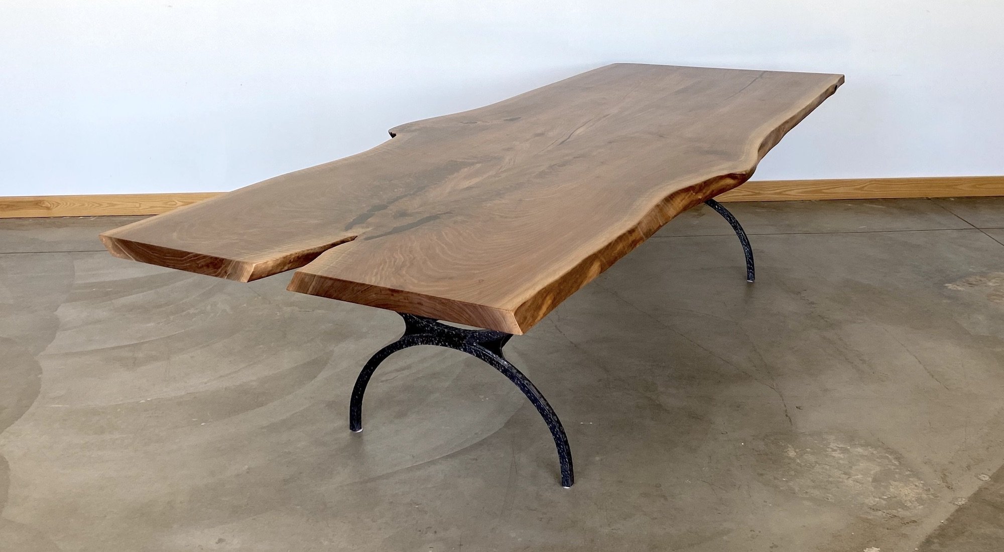 Custom Wood Restaurant Tables  David Stine Furniture — DAVID STINE  FURNITURE