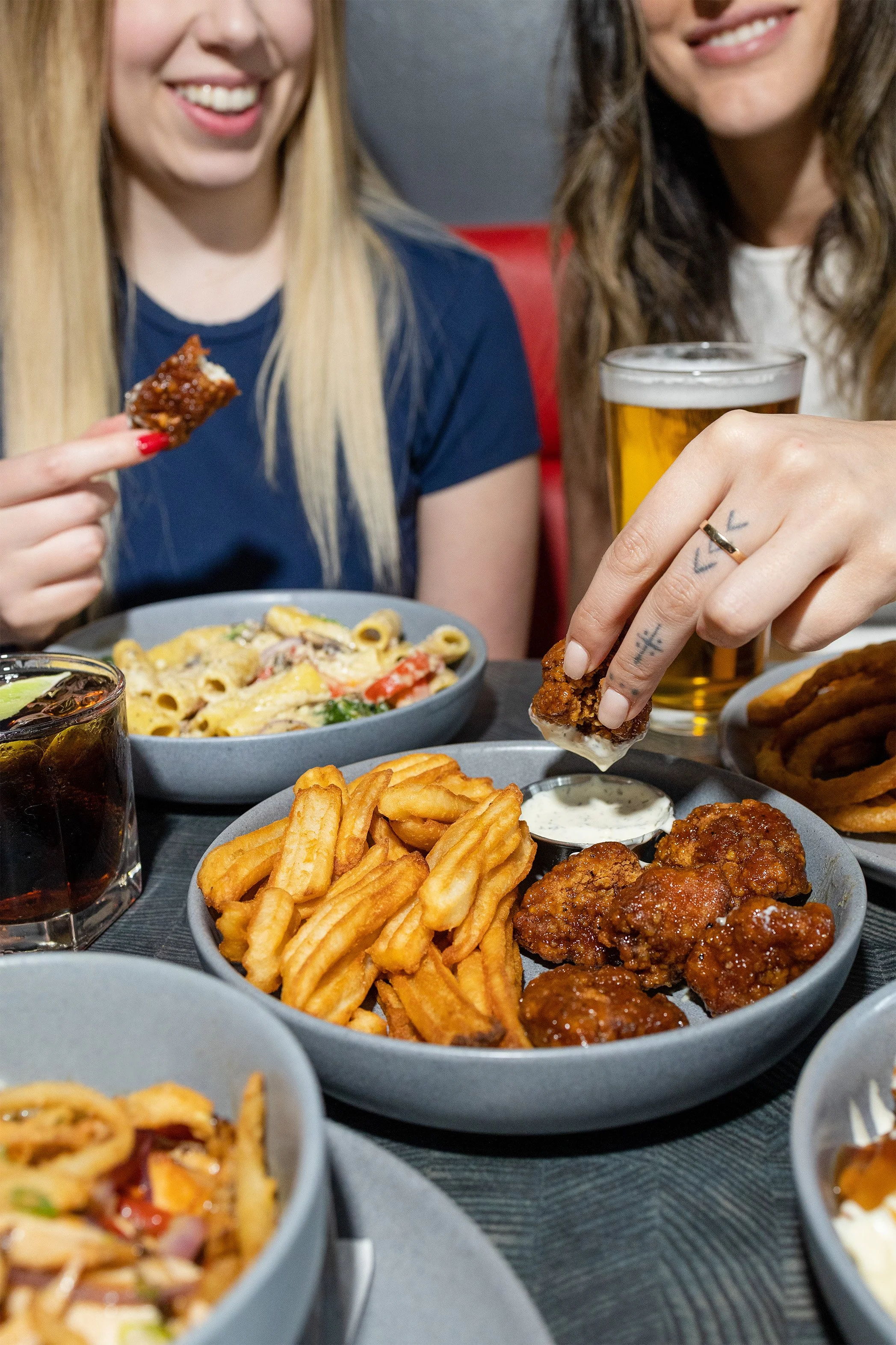250528_STLOUIS_Happy Hour_3961_Web.jpg