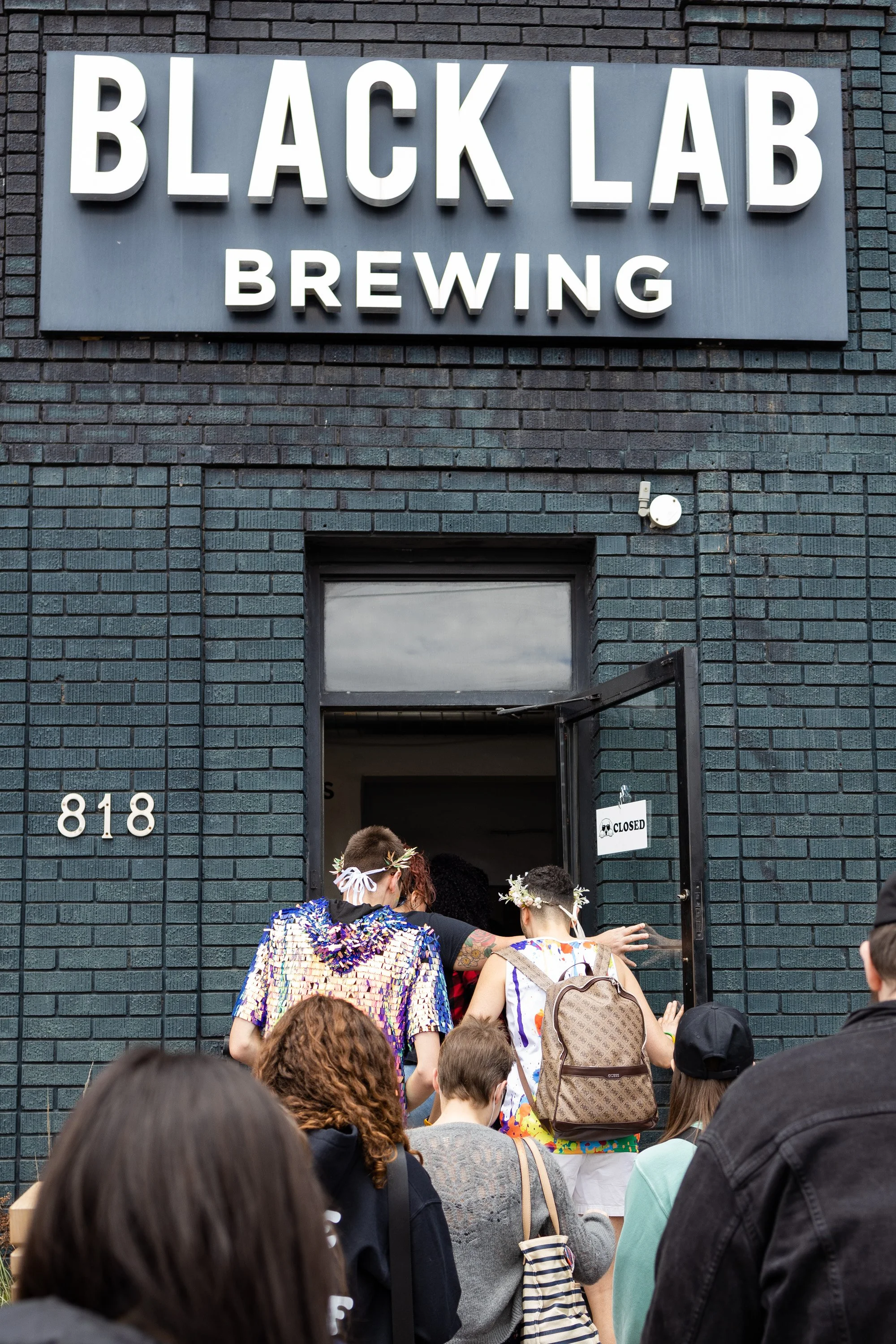 POOCH PRIDE_250601_5055.jpg