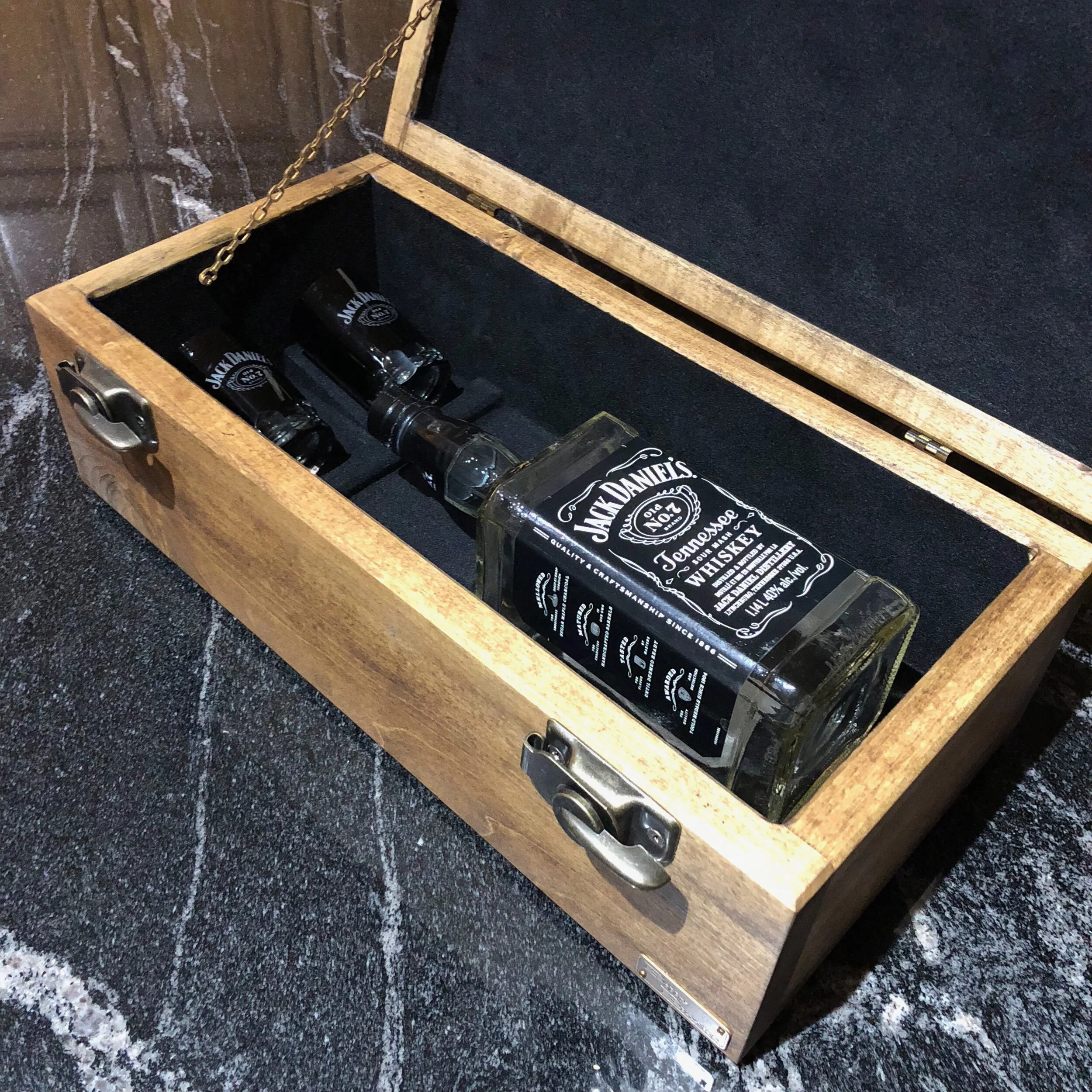Custom gift, corporate gift ideas, BillyBlocks, engraver, laser engraver, photo etch, signage, custom sign, high quality, unique art, hand crafted, custom furniture, timeless, custom woodwork, solid wood, art