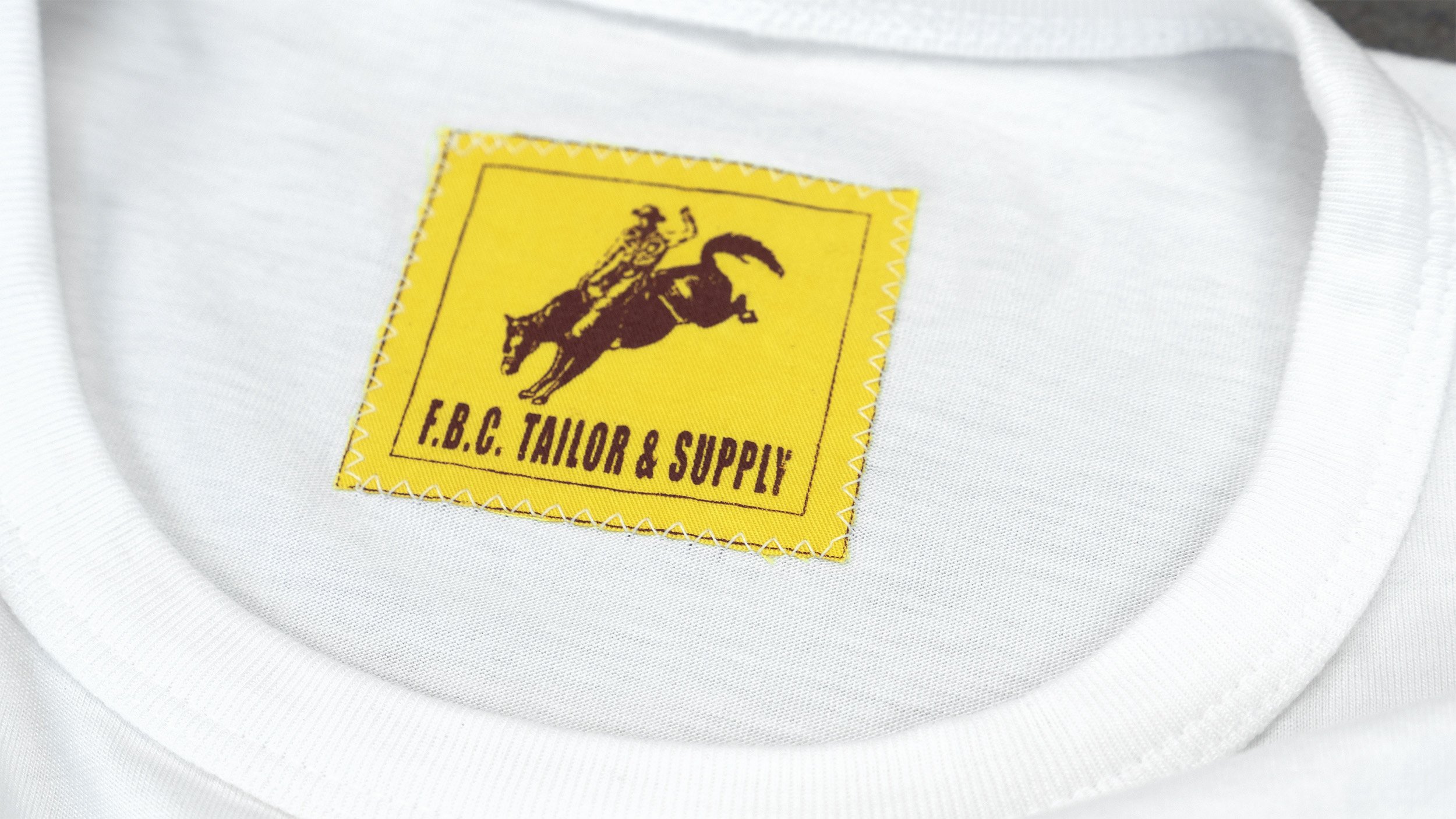 LOOKBOOK SS23 DETAIL TEE SHIRT_0003_P1210565 copy.jpg
