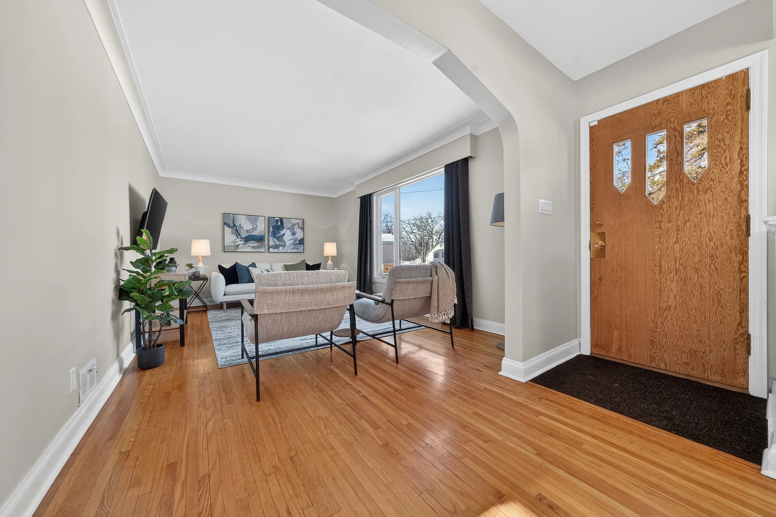 88 Sunset Boulevard Elm Park Winnipeg Oksana Ulisko Realtor (8).jpg