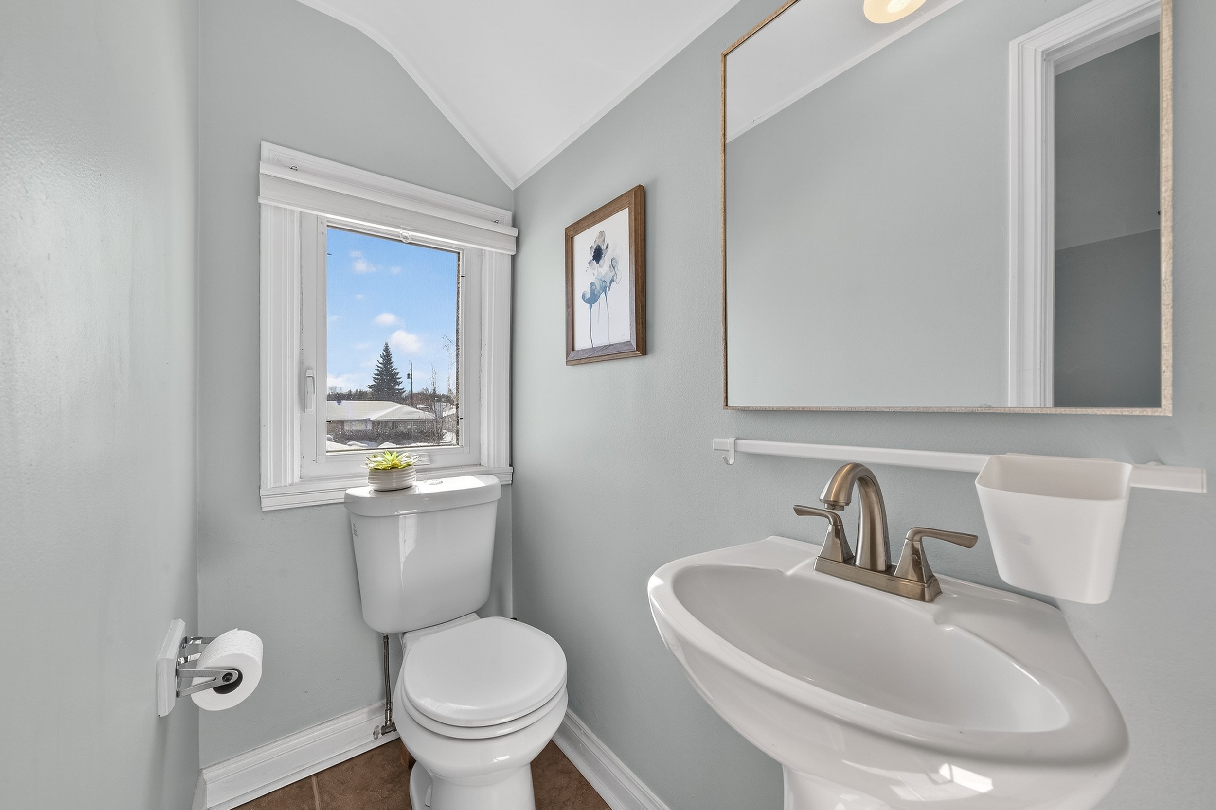 88 Sunset Boulevard Elm Park Winnipeg Oksana Ulisko Realtor (25).jpg