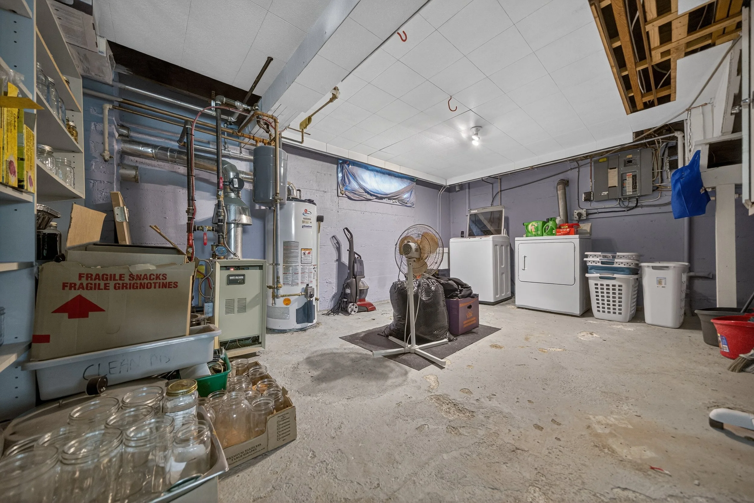 433 Regent Avenue West i (1).jpg