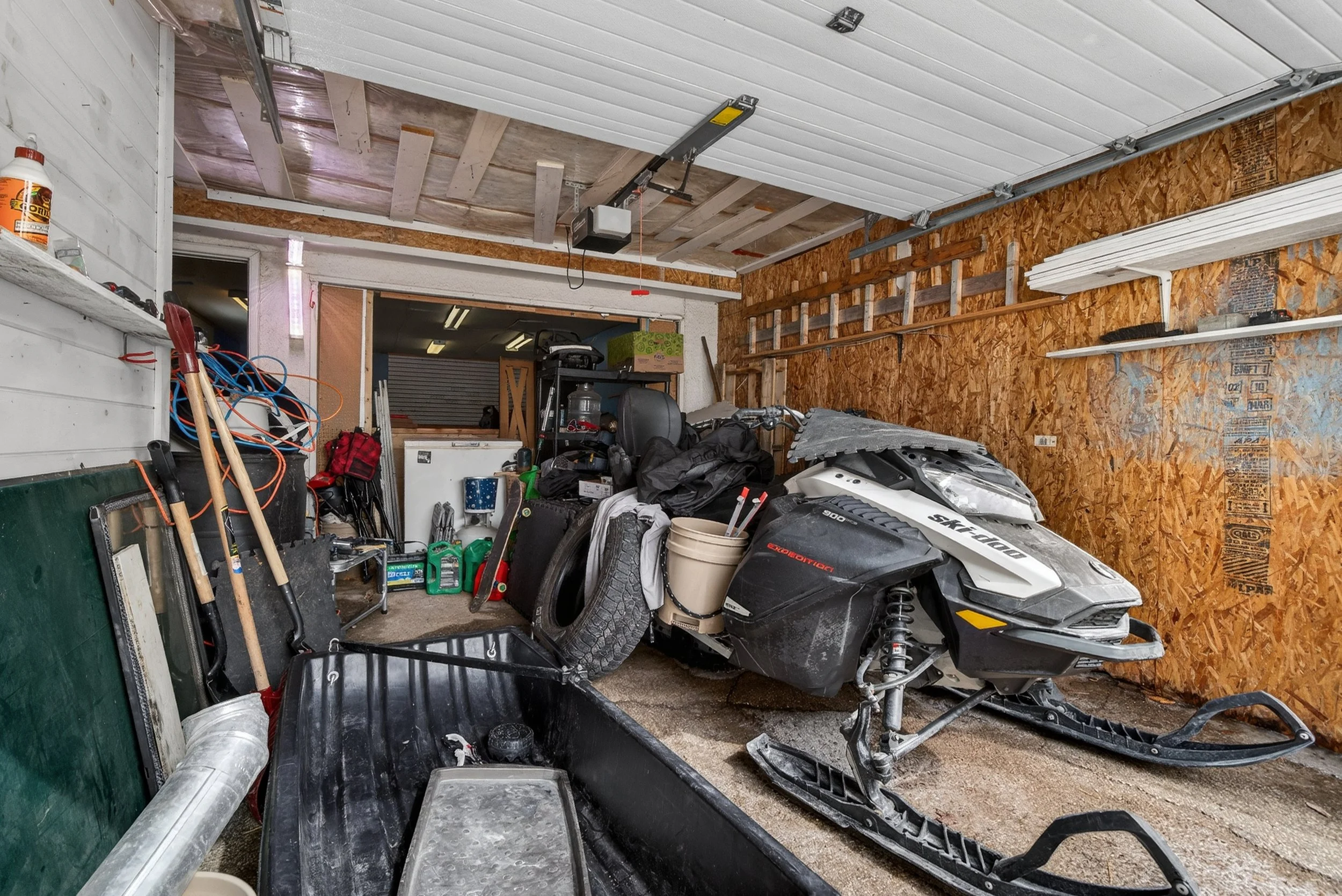 433 Regent Avenue West m (2).jpg