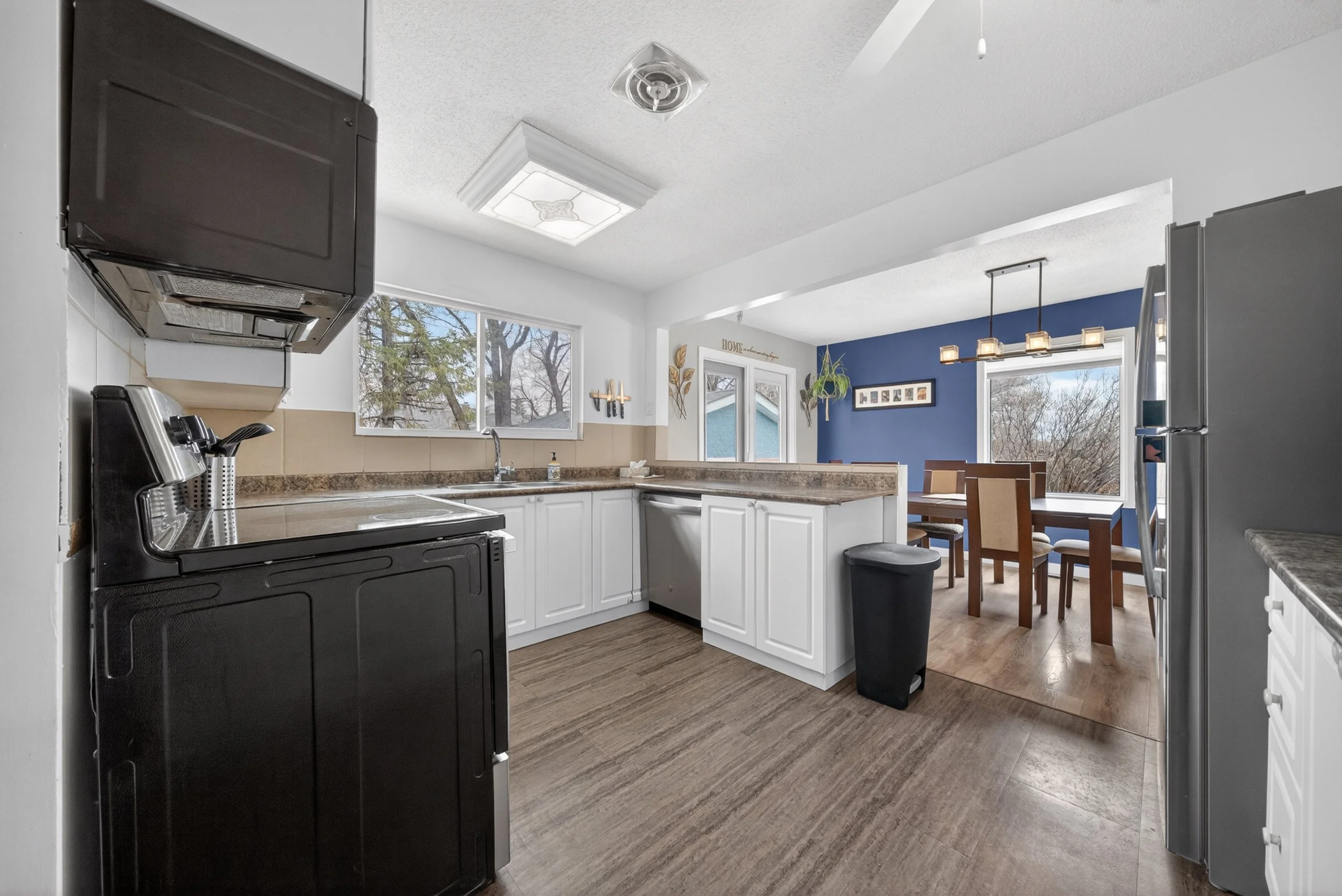 47 Manorview Close (12).jpg