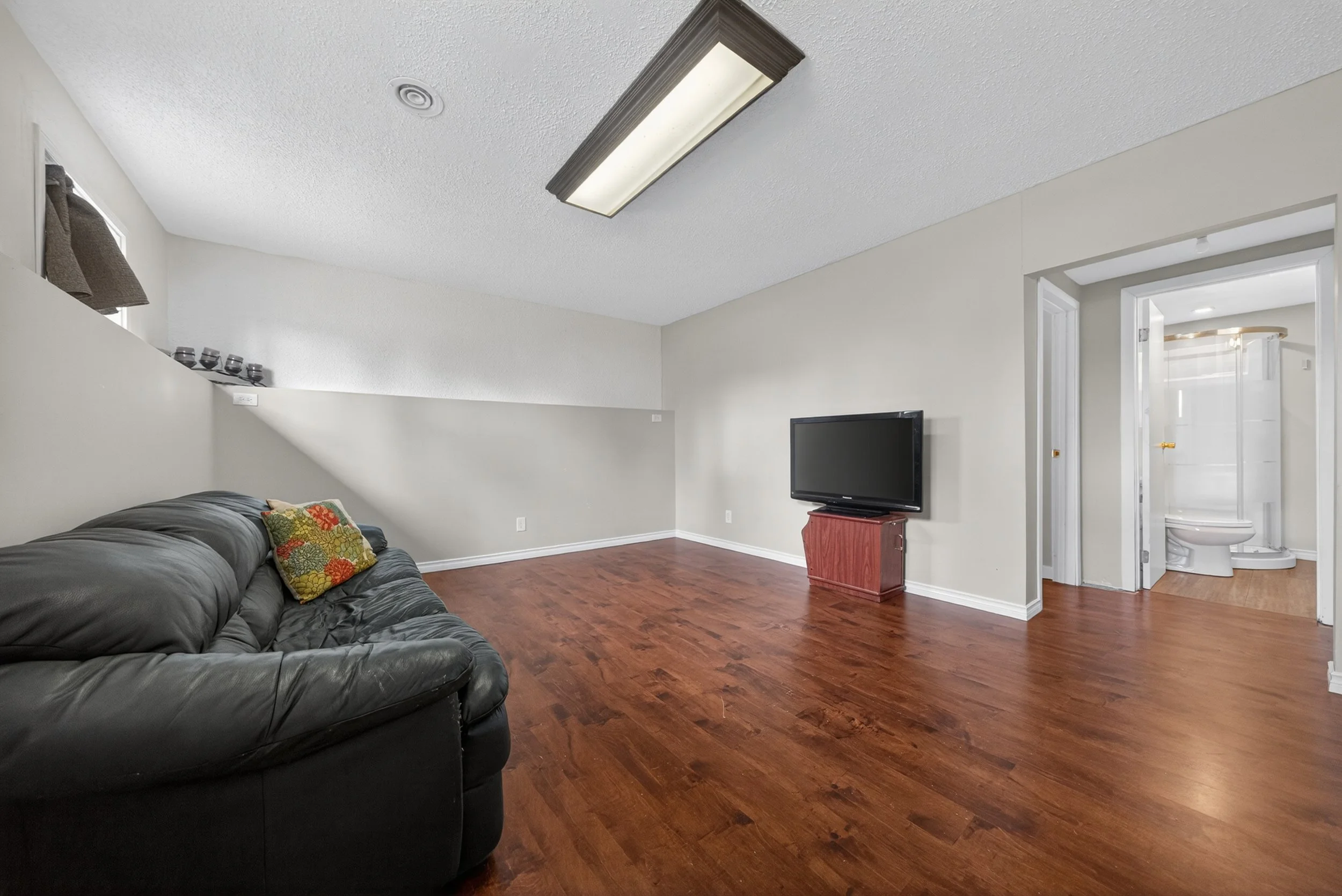 47 Manorview Close 19 (2).jpg