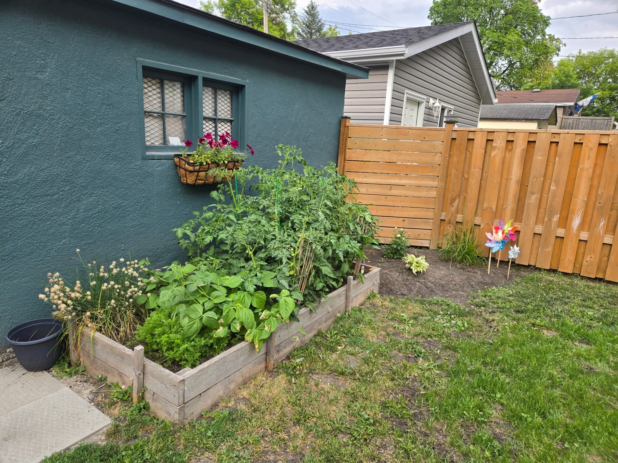 155 Lansdowne Avenue (9c) (8).JPG