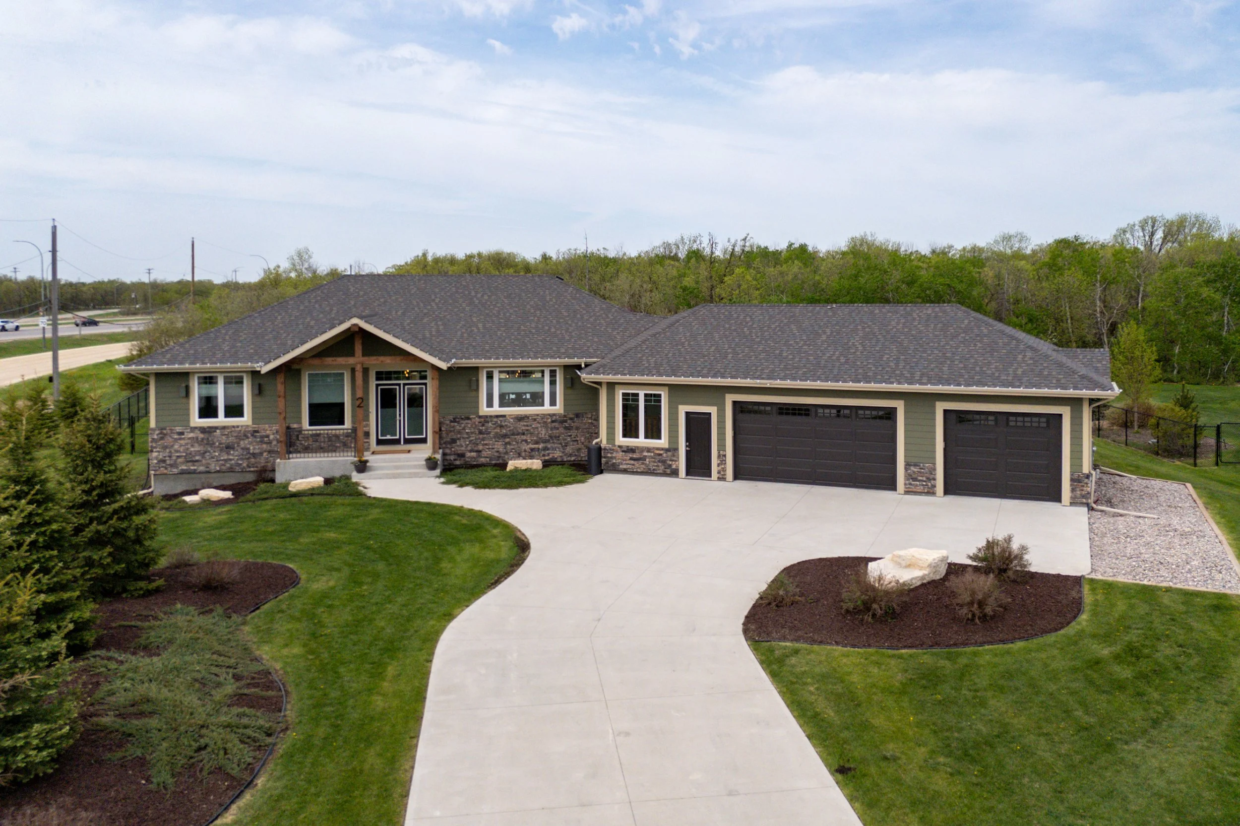2 Prairie Lane (2).jpg