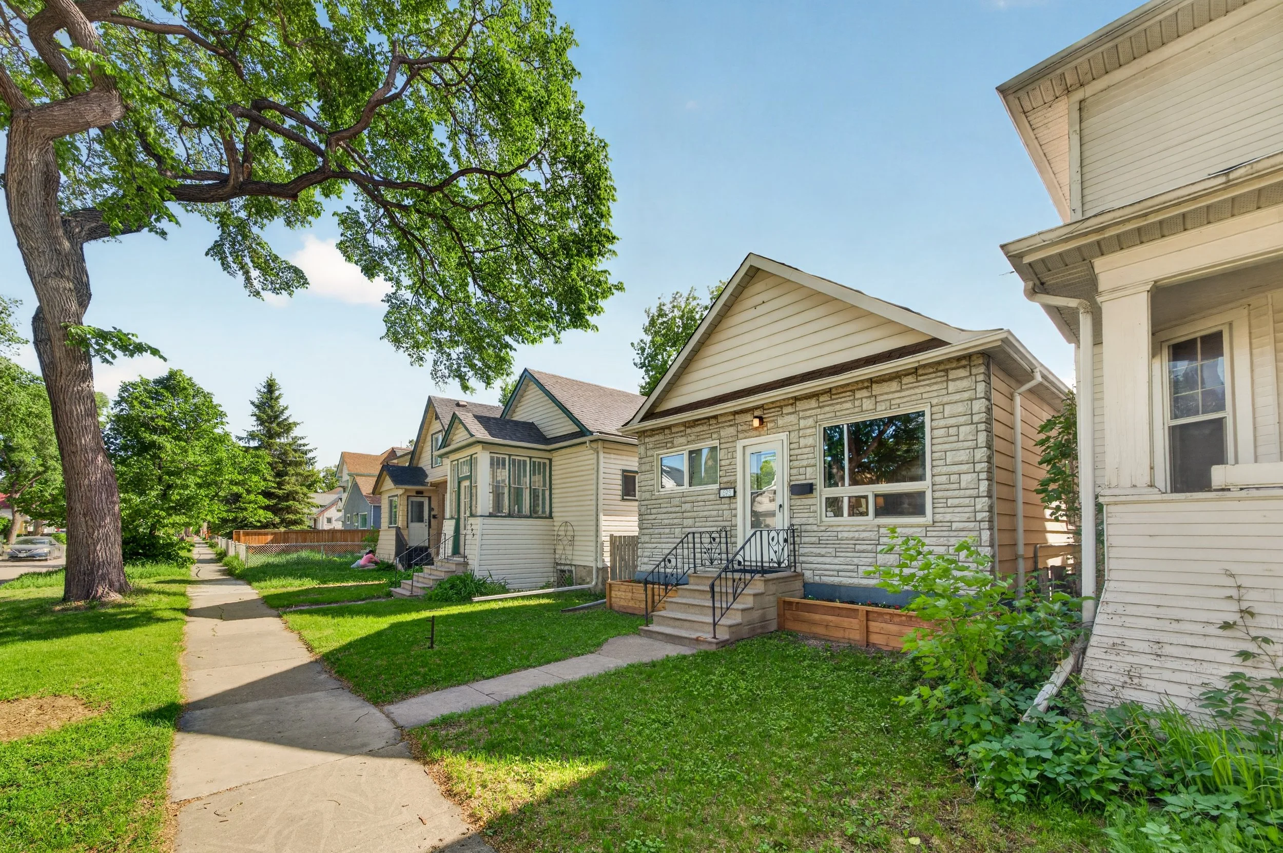 593 Alverstone Street (A) (3).jpg