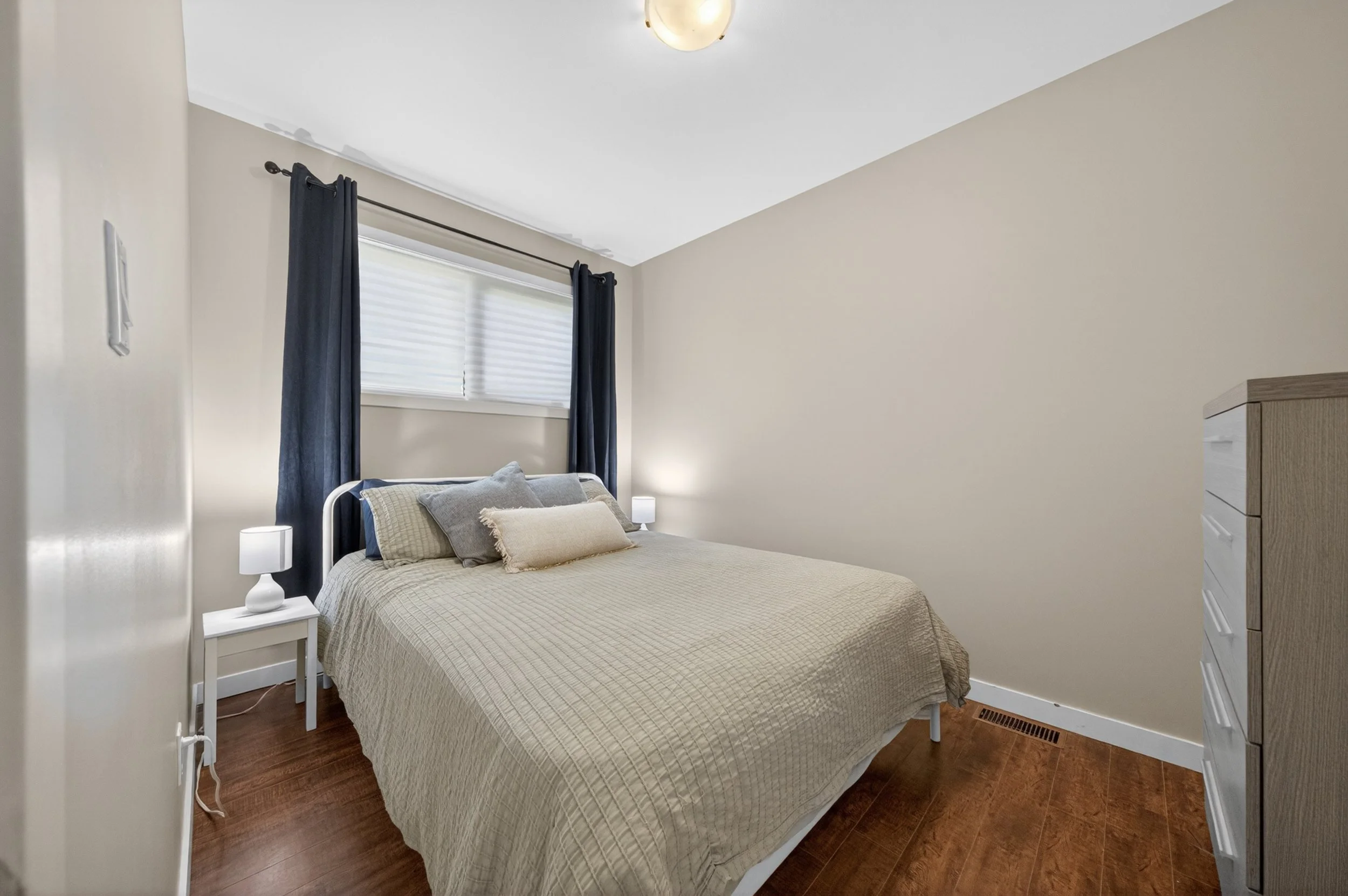 593 Alverstone Street (F) (3).jpg