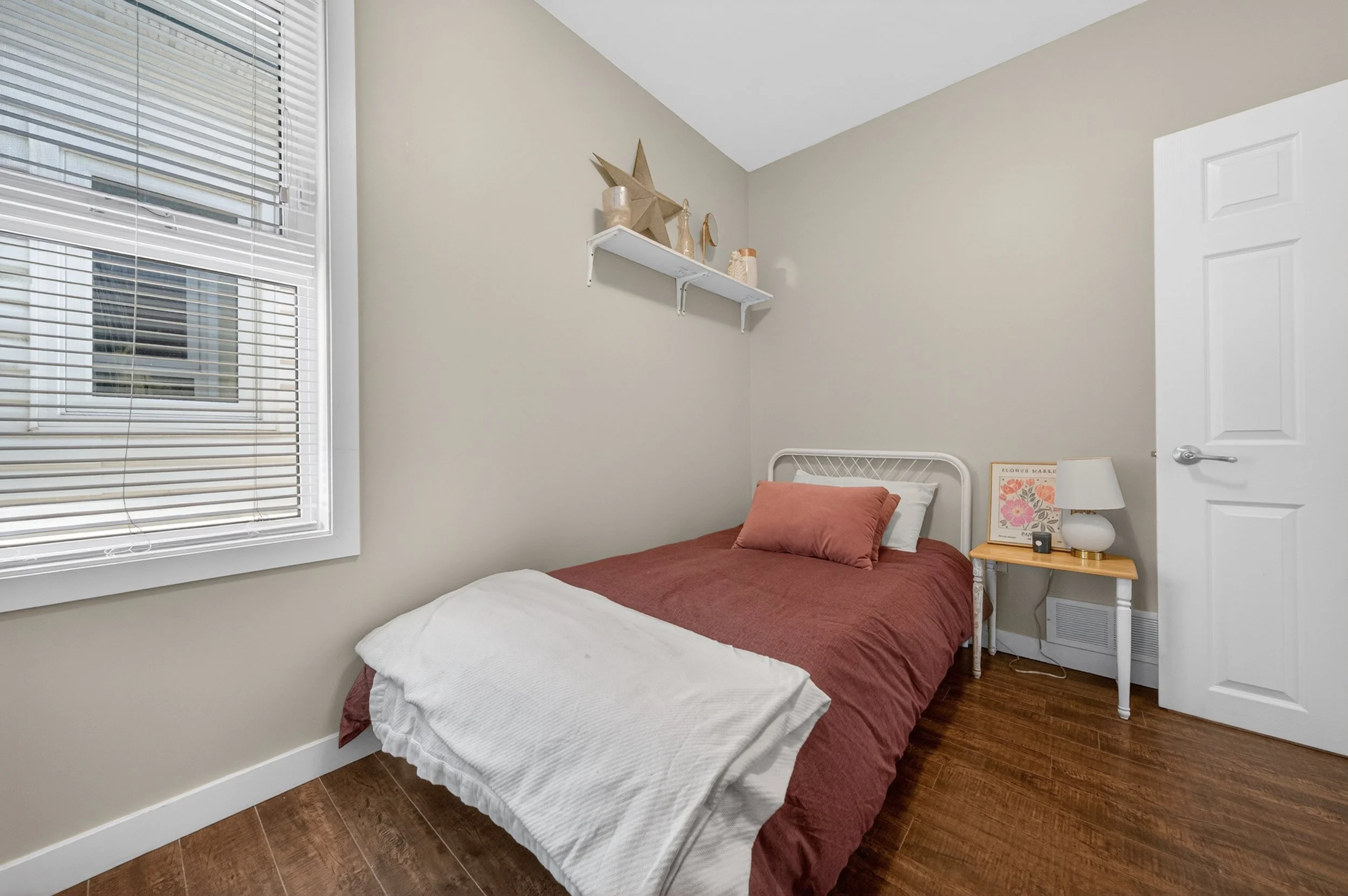 593 Alverstone Street (J) (3).jpg