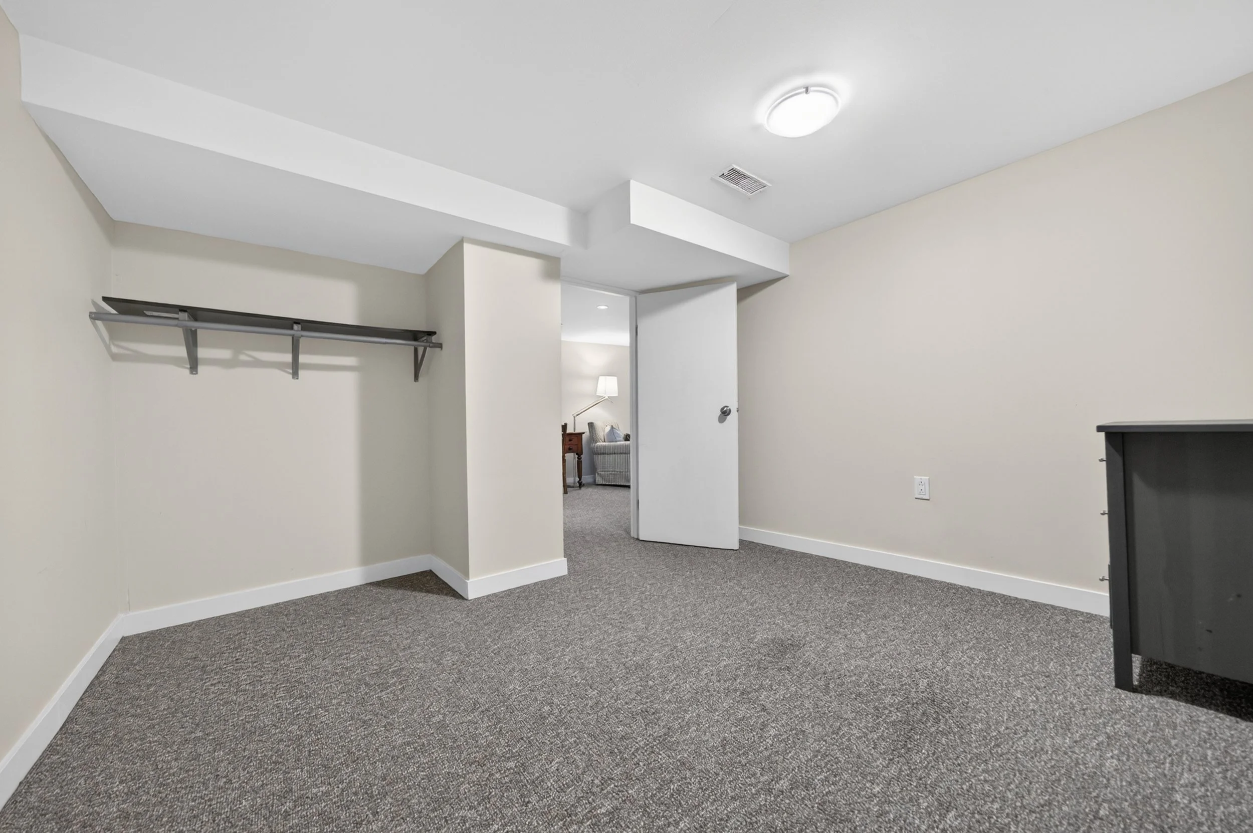 593 Alverstone Street (Q) (3).jpg
