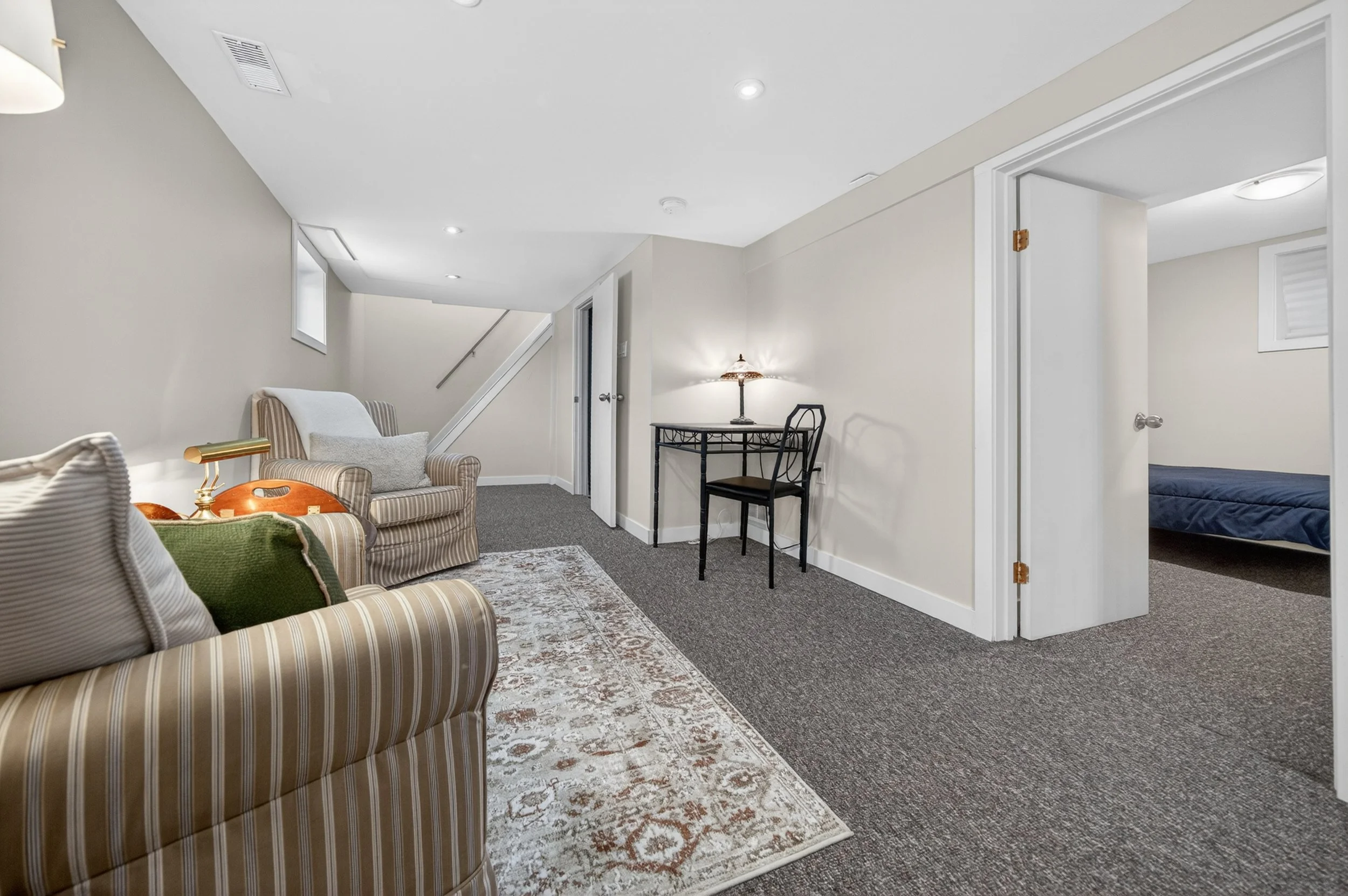 593 Alverstone Street (R) (2).jpg