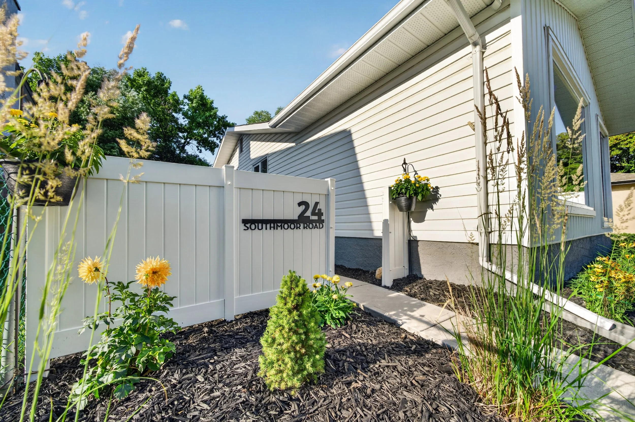 24 Southmoor (z) (4).jpg