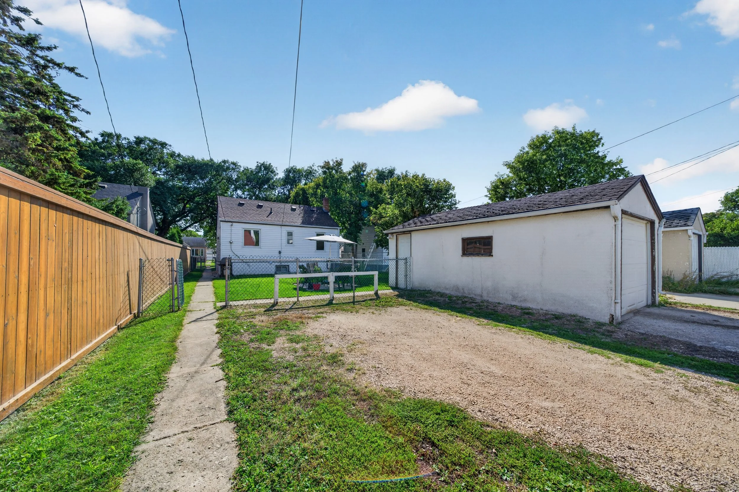 381 Smithfield Avenue (31).jpg