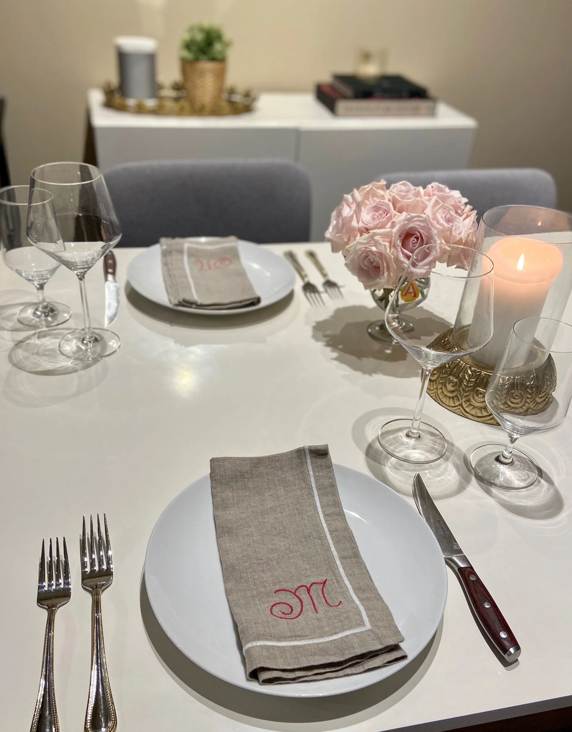 Sweet & Romantic Valentine's Tablescape