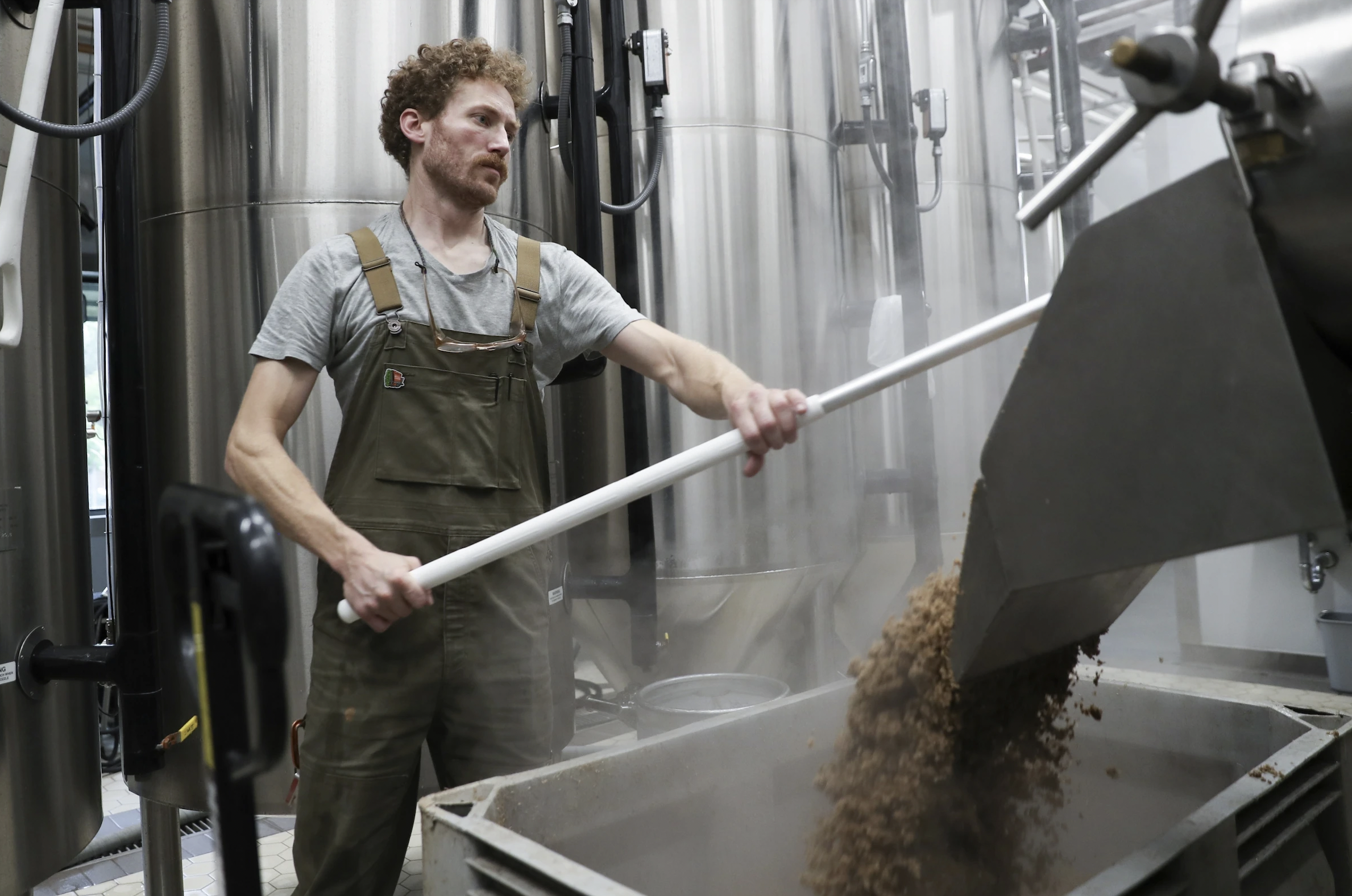 How researchers, farmers and brewers want to safeguard beer against climate change