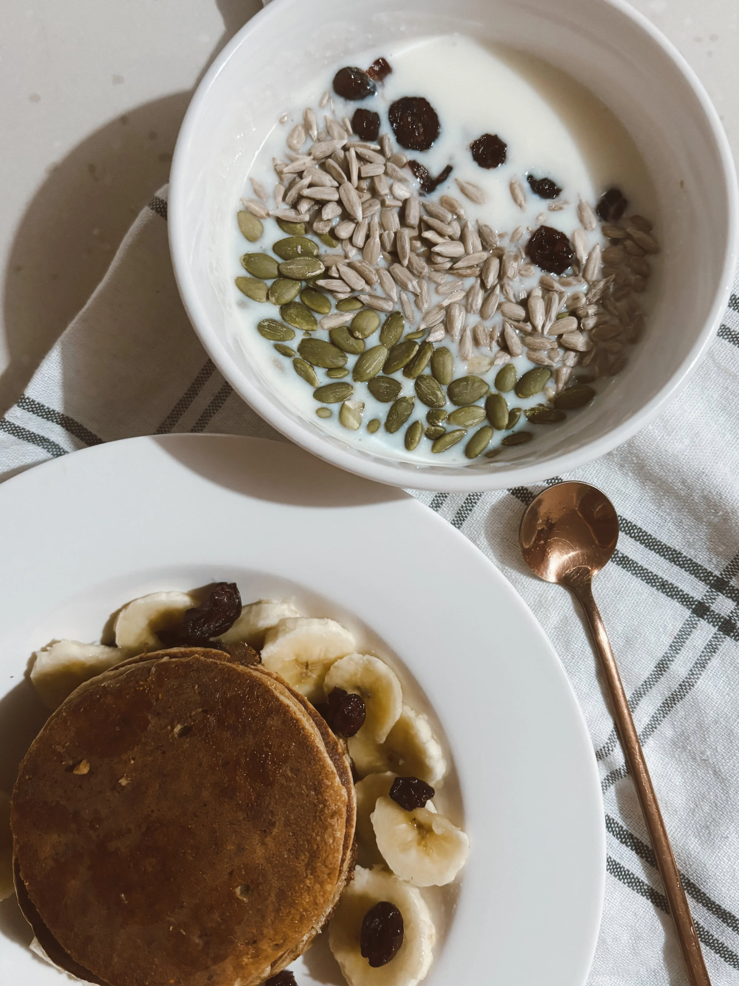 Cycle Syncing Nutrition: How to Align Foods With Your Menstrual Cycle &amp; The Benefits