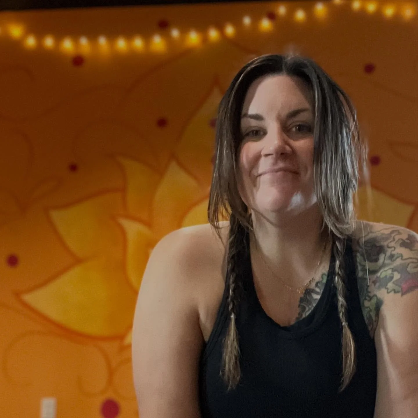 Ada took a photo of me at class today and I love it! It was so fun to have the girls help me with class 🤩 - See you in November! @fireflyyogaolympia