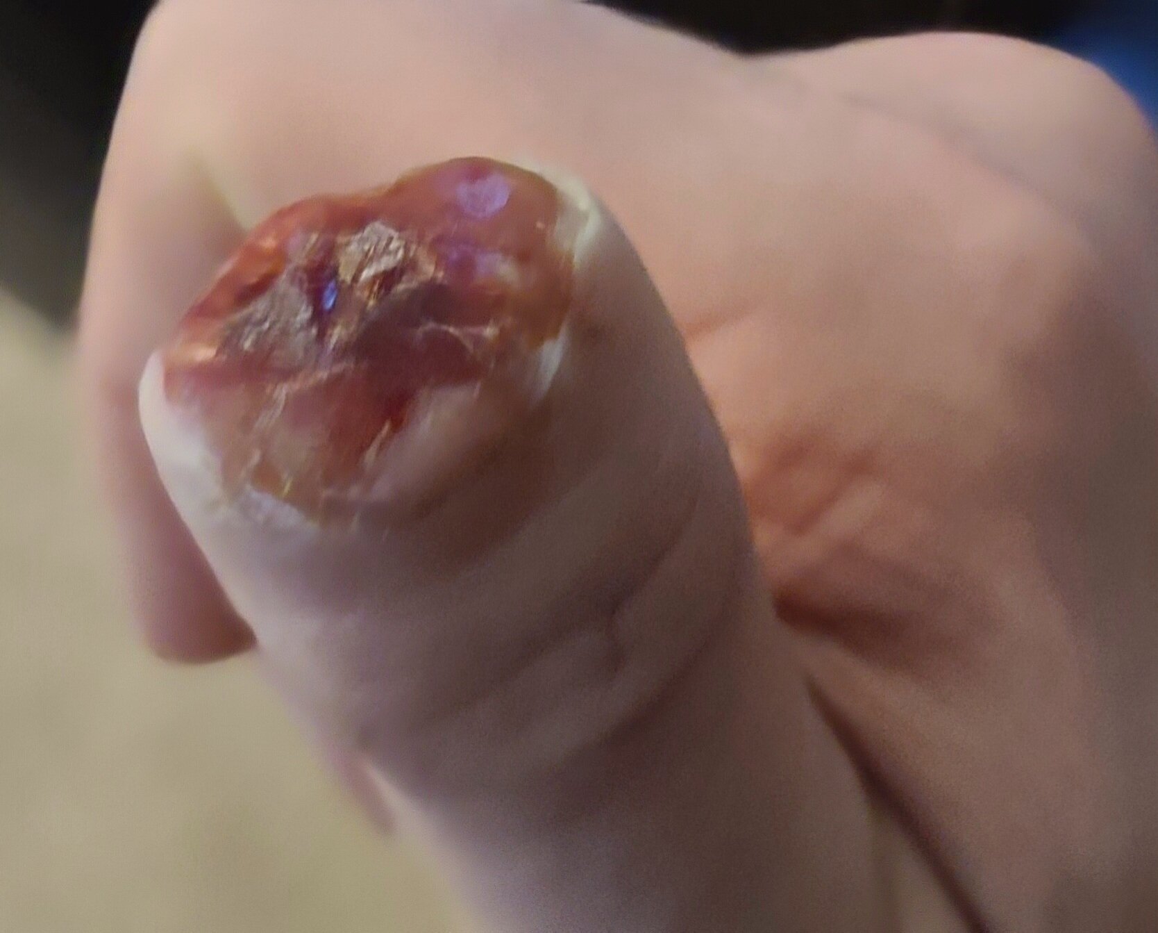 VCPhoto Vaughn Thumb Right b 220401d copy.jpg
