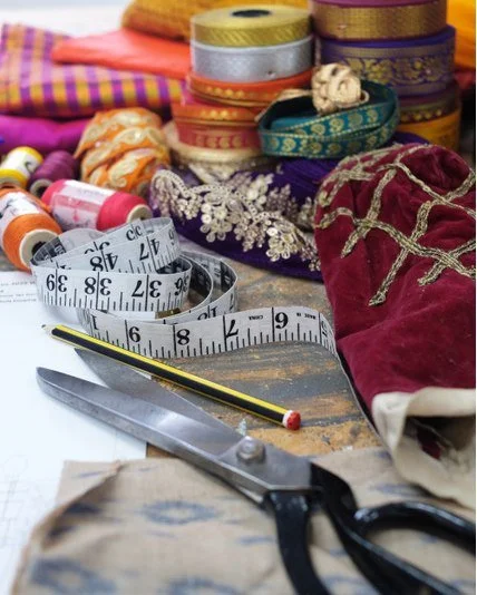 Sewing club is back for 2026! Join costumier and designer @laraskowronskacostume  every Wednesday evening for 6 weeks  to get help with everything from personalised projects to machine use advice. Bring a project along or come and learn from scratch.