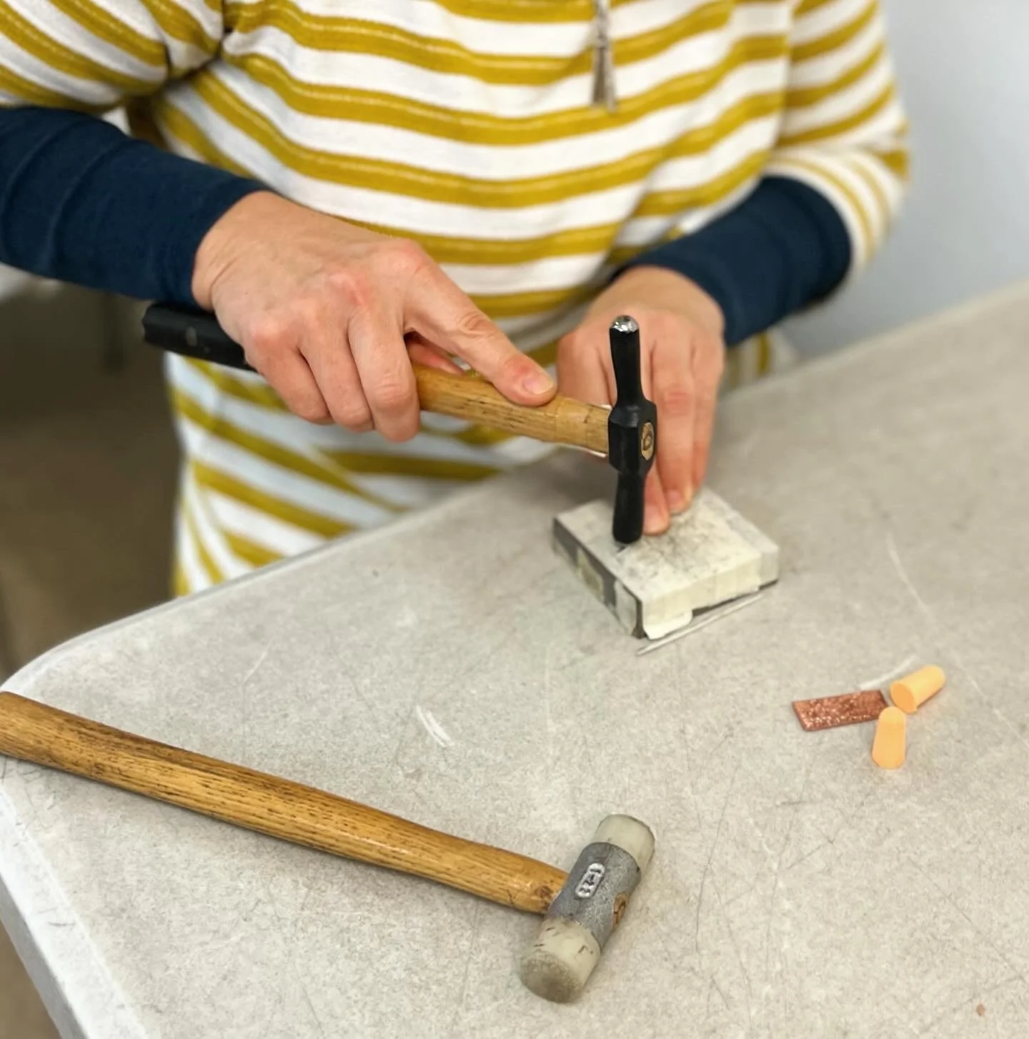 Looking forward to a fun weekend of workshops. There's still one place left on Sundays silver pendant workshop, if you want to grab a last minute place head to our website now! Link in our bio
Saturdays natural dyeing workshop is fully sold out, but 