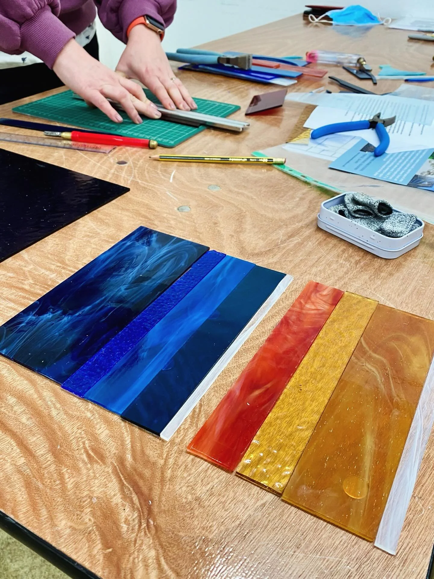 We&rsquo;ve got a lovely colourful weekend of stained glass classes happening this weekend 🌈 with @sarahdavisglass