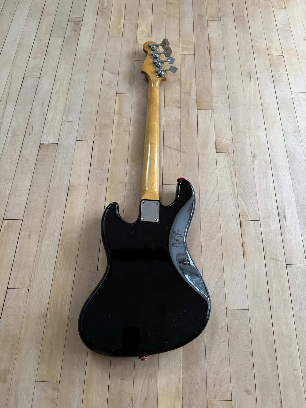 1983 Squier JV Jazz Black 32