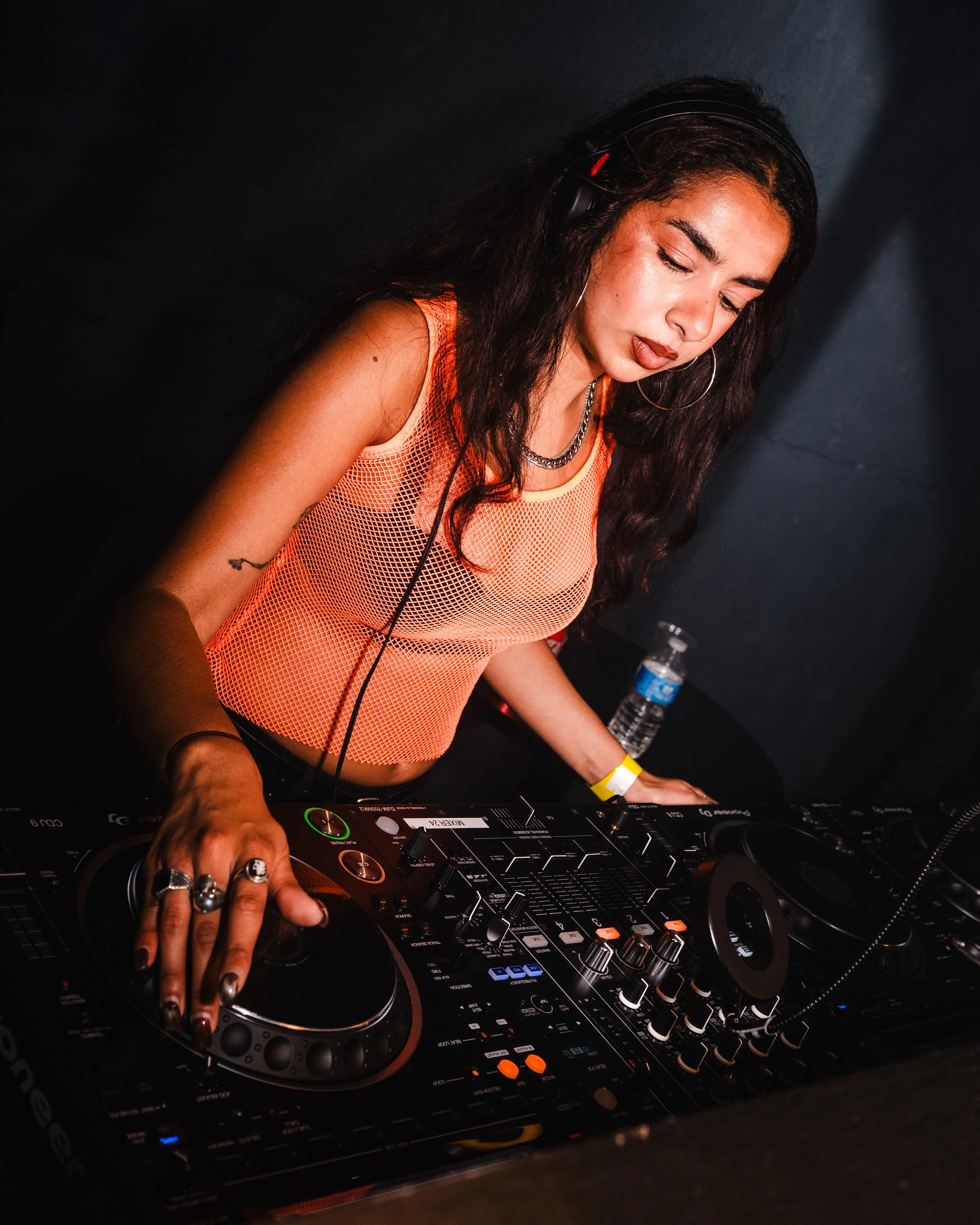 PINKY-PROMISE-DJ_S-10.jpg