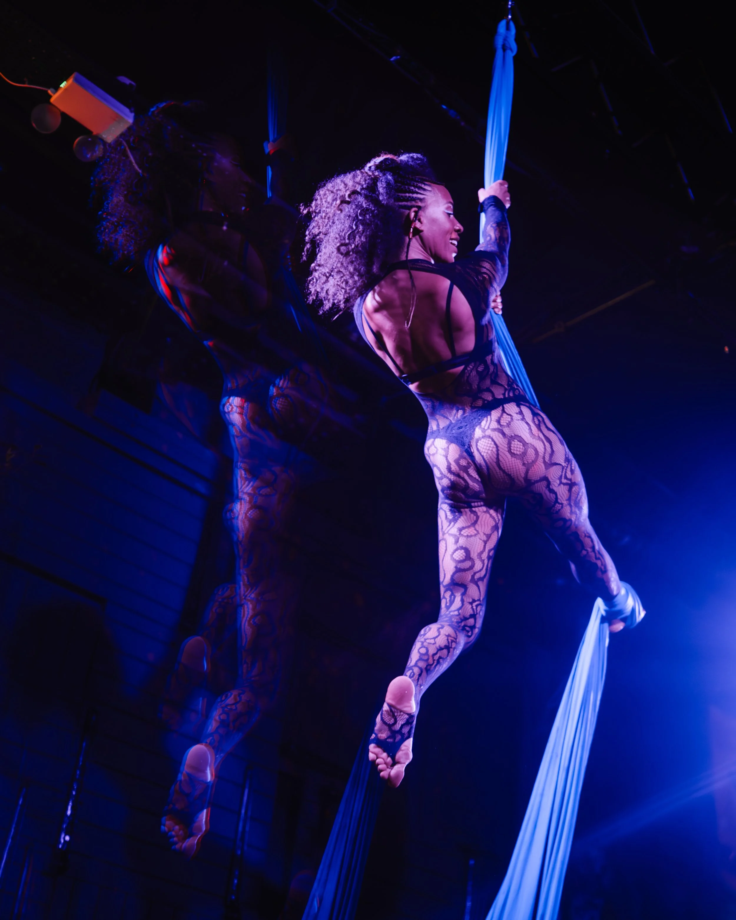 PINKY-PROMISE-PERFORMANCES-5.jpg