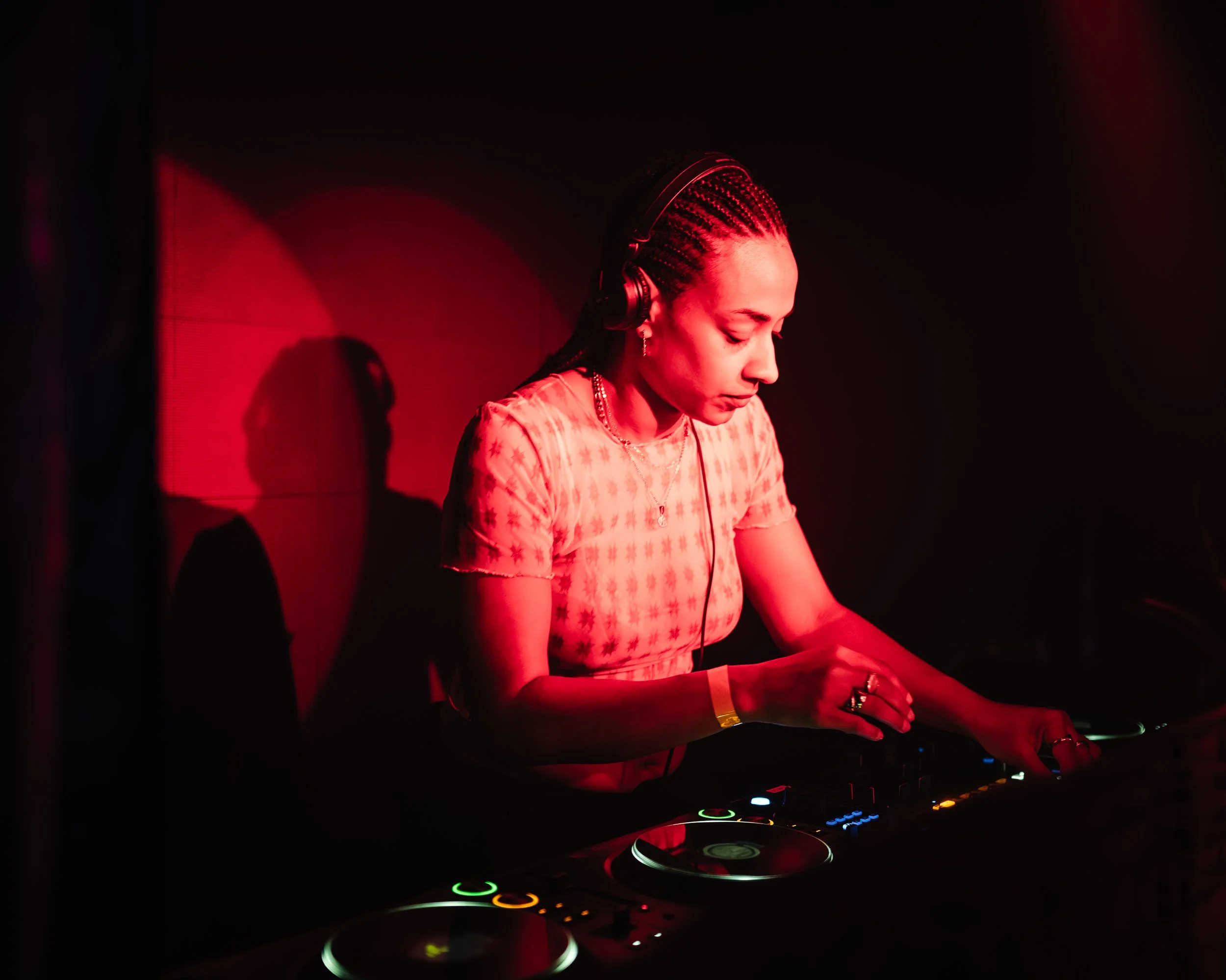 PINKY-PROMISE-DJ_S-6.jpg