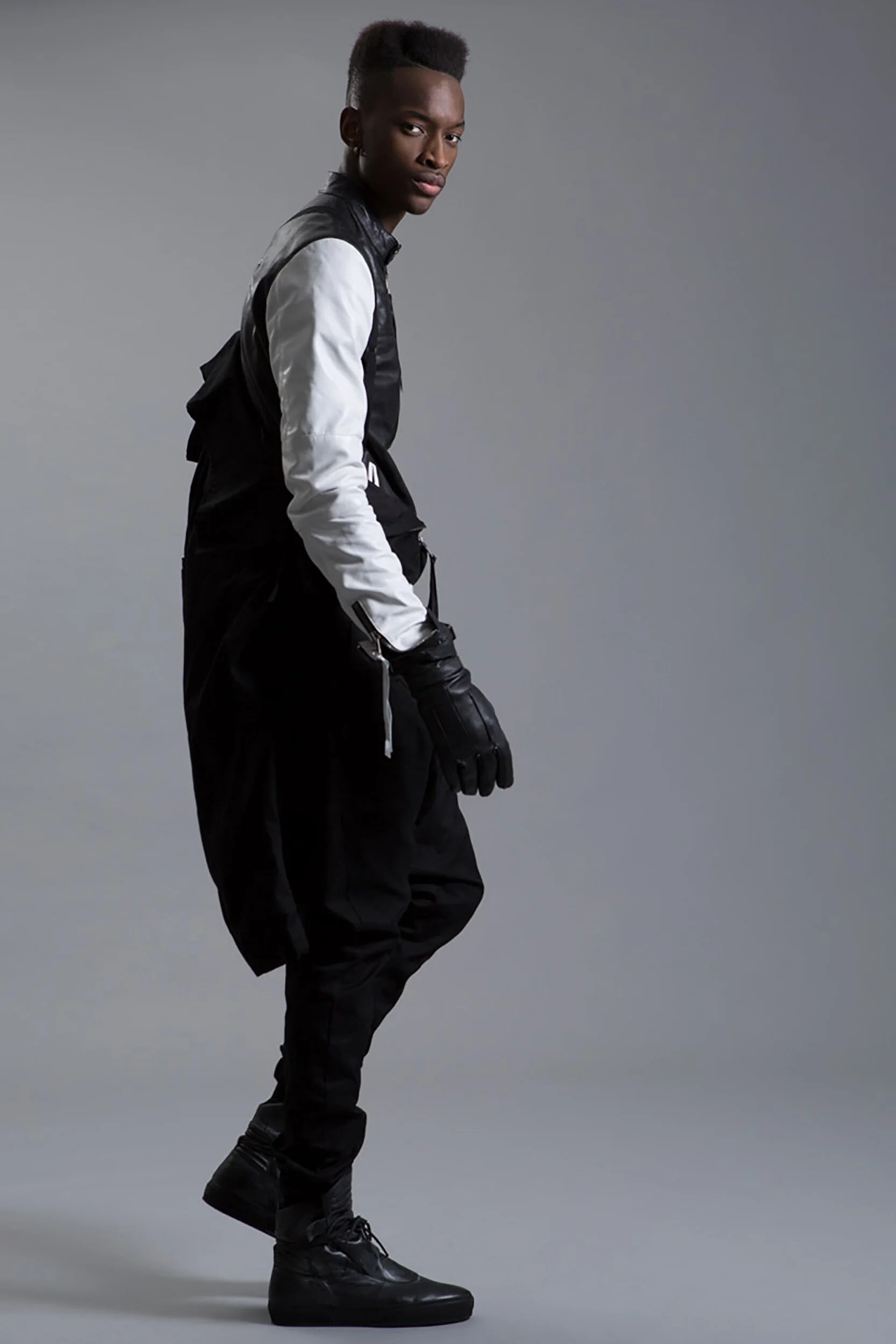 Army of me, Oliver Kumbi